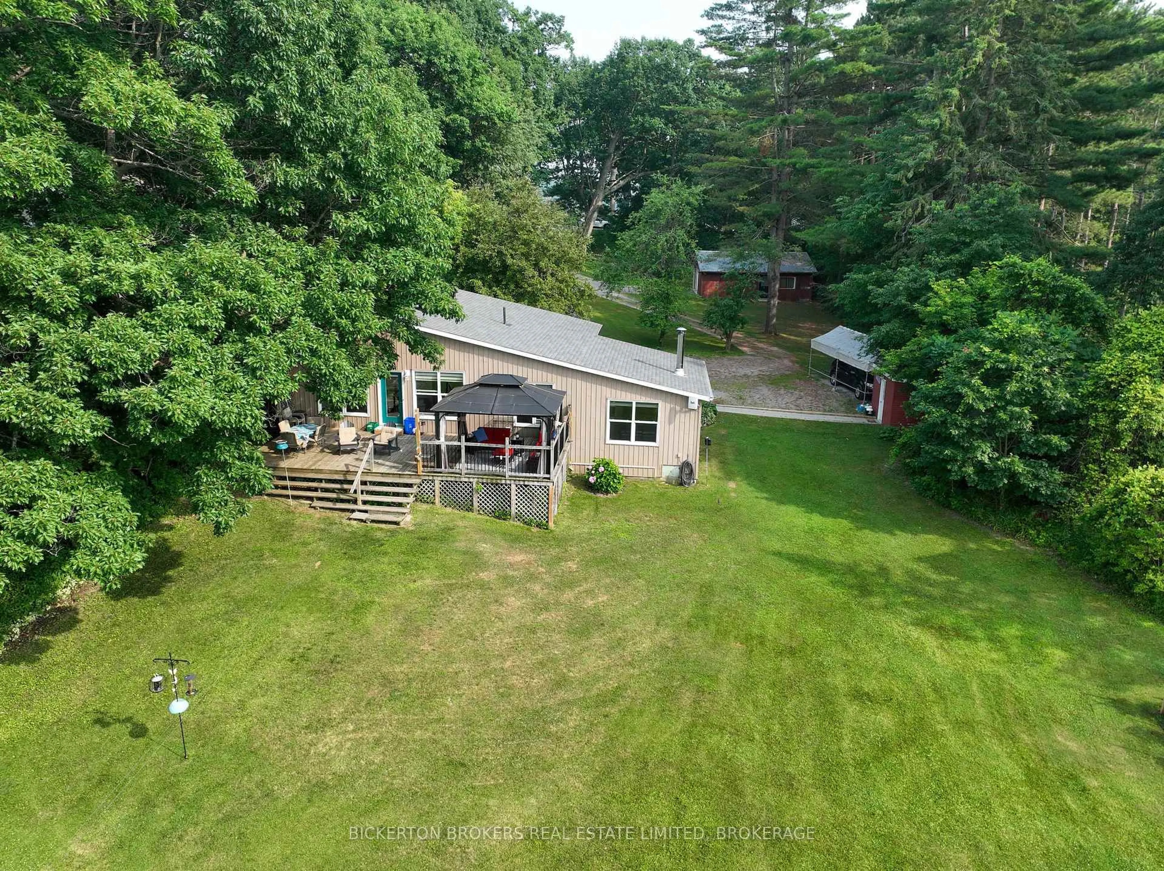 A pic from outside/outdoor area/front of a property/back of a property/a pic from drone, water/lake/river/ocean view for 70 Kerry Point Rd, Leeds and the Thousand Islands Ontario K0E 1R0