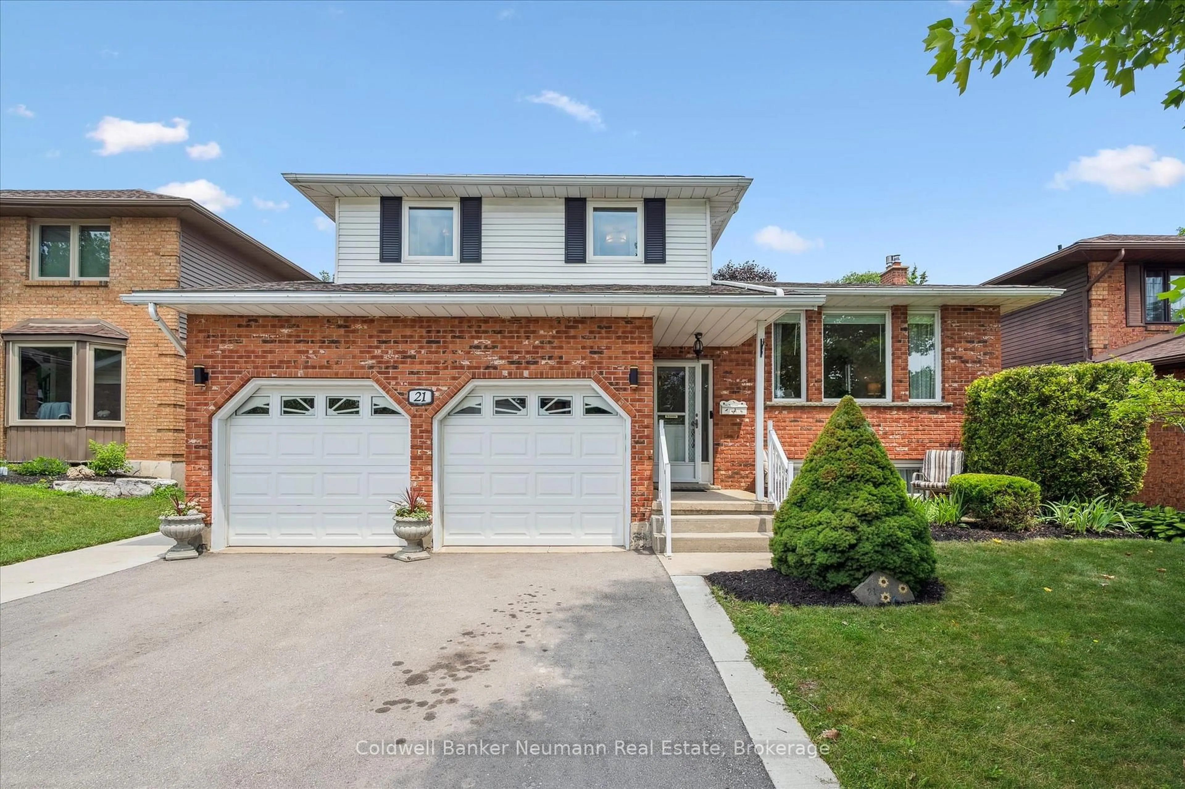 Home with brick exterior material, street for 21 Old Colony Tr, Guelph Ontario N1G 4A3