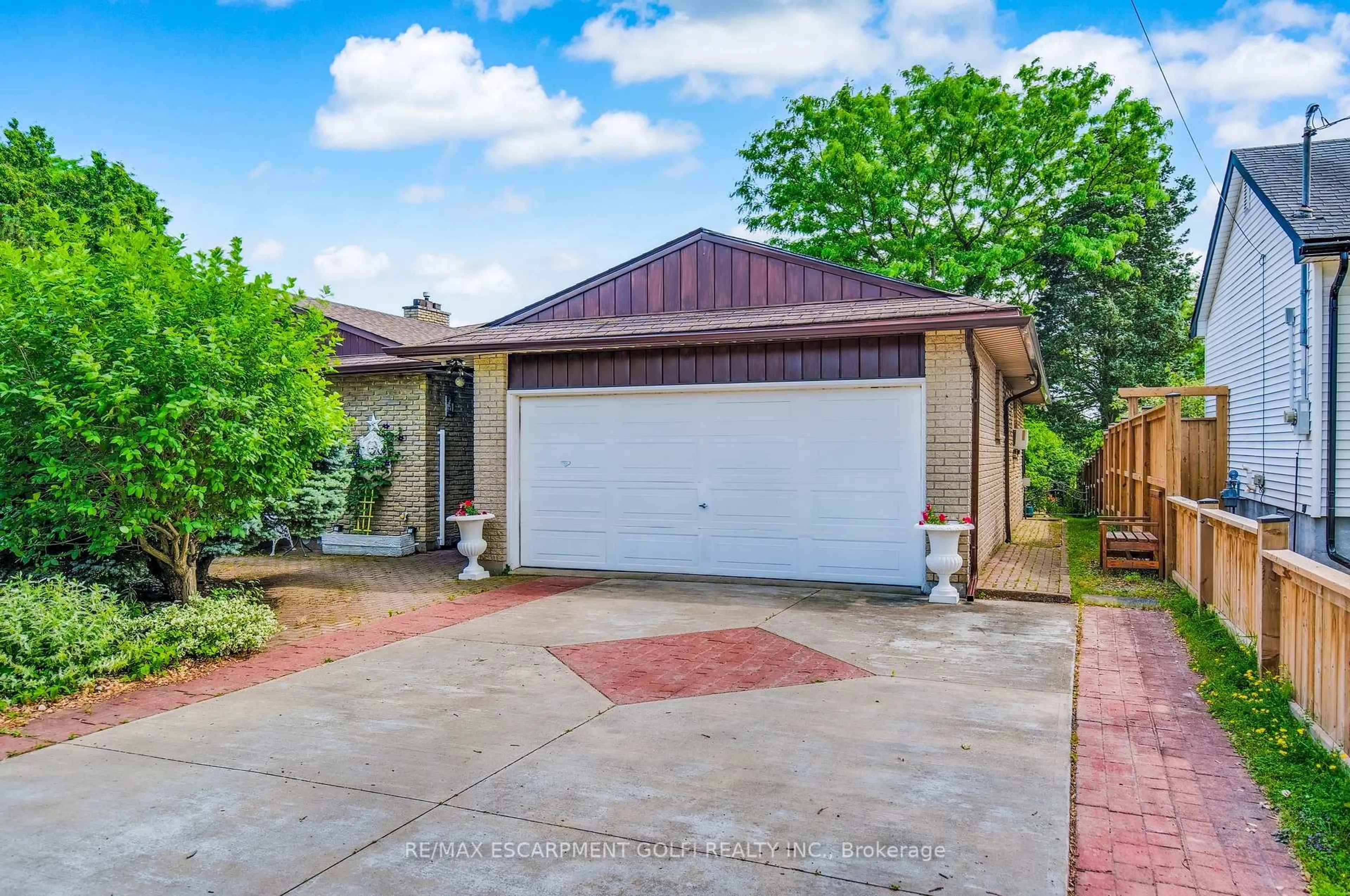 Unknown for 358 Barrick Rd, Port Colborne Ontario L3K 4B5