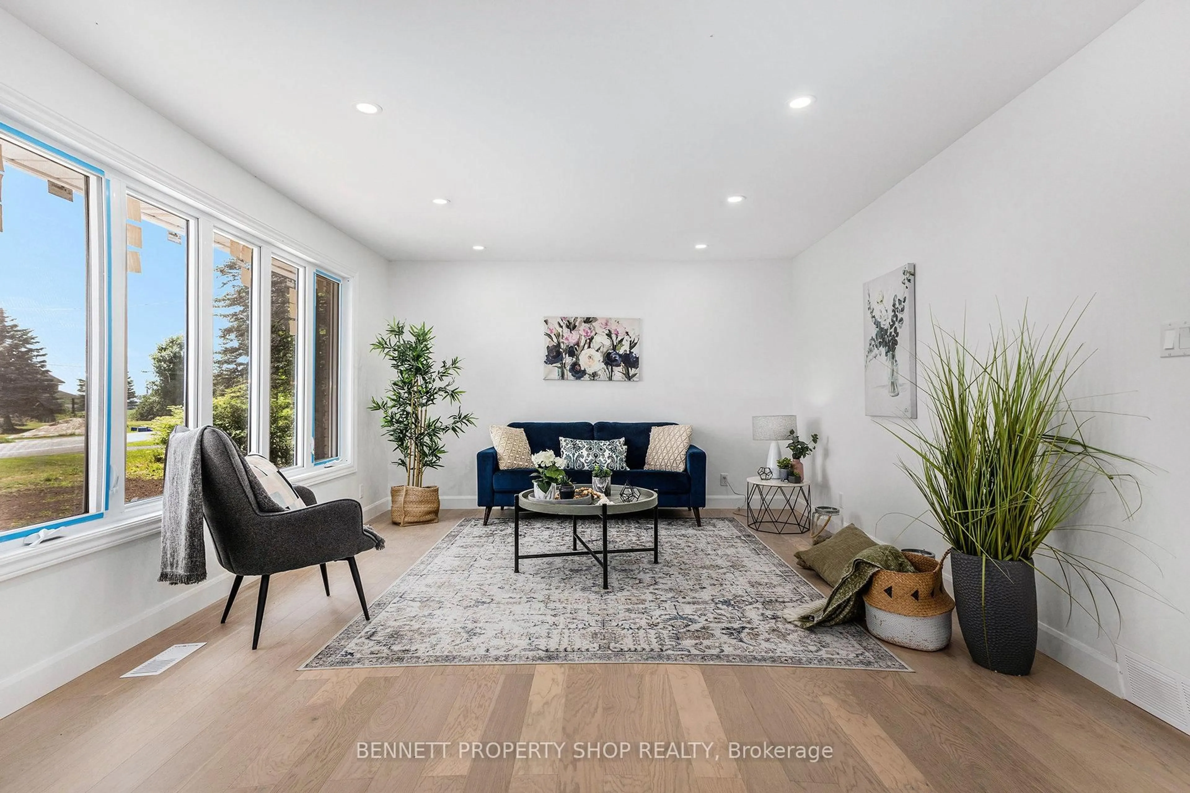 Living room with furniture, unknown for 10369 County Rd 3 Line, North Dundas Ontario K0E 1S0