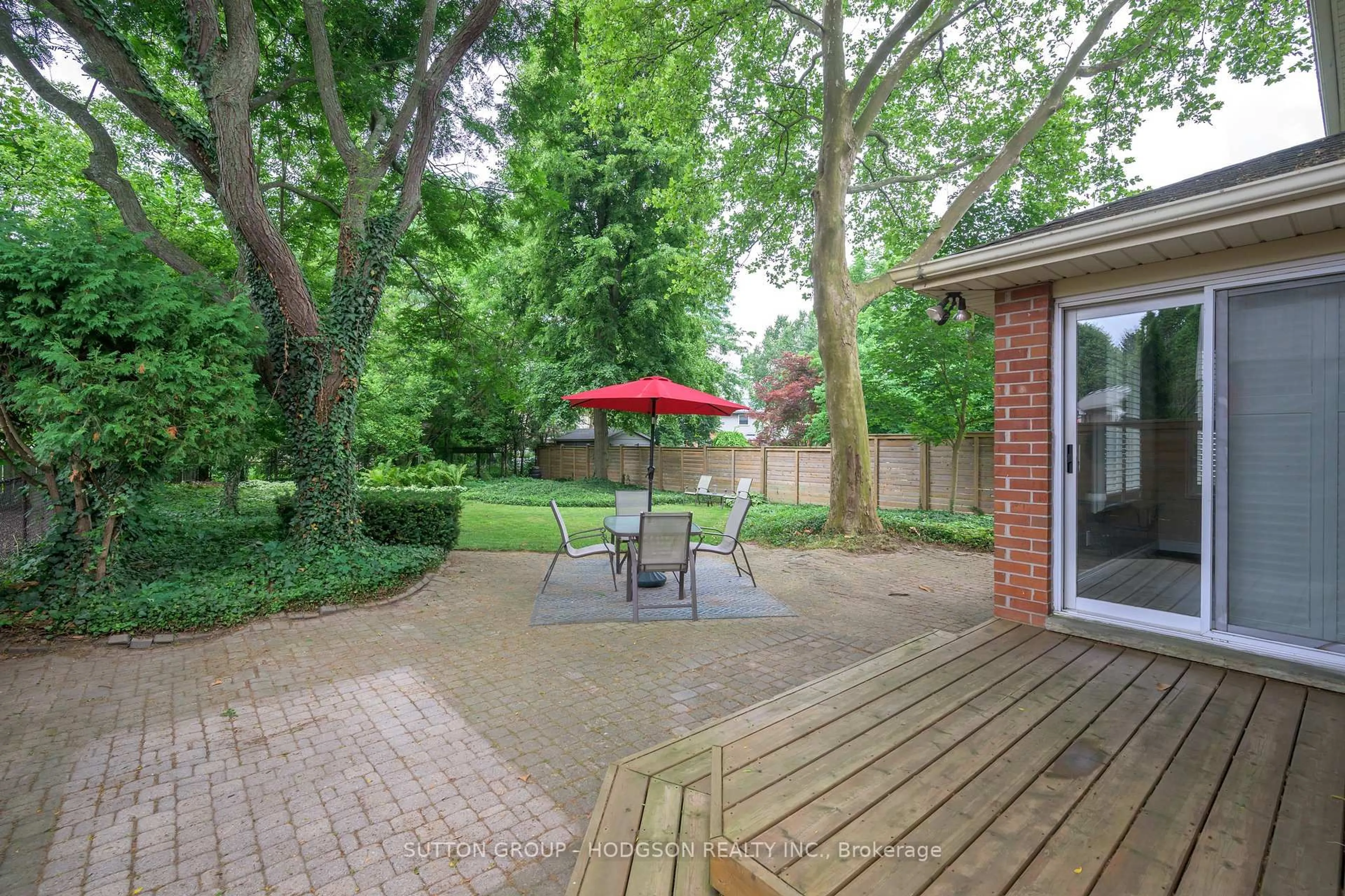 Patio, unknown for 62 Chalfont Cres, London North Ontario N6H 4Y3
