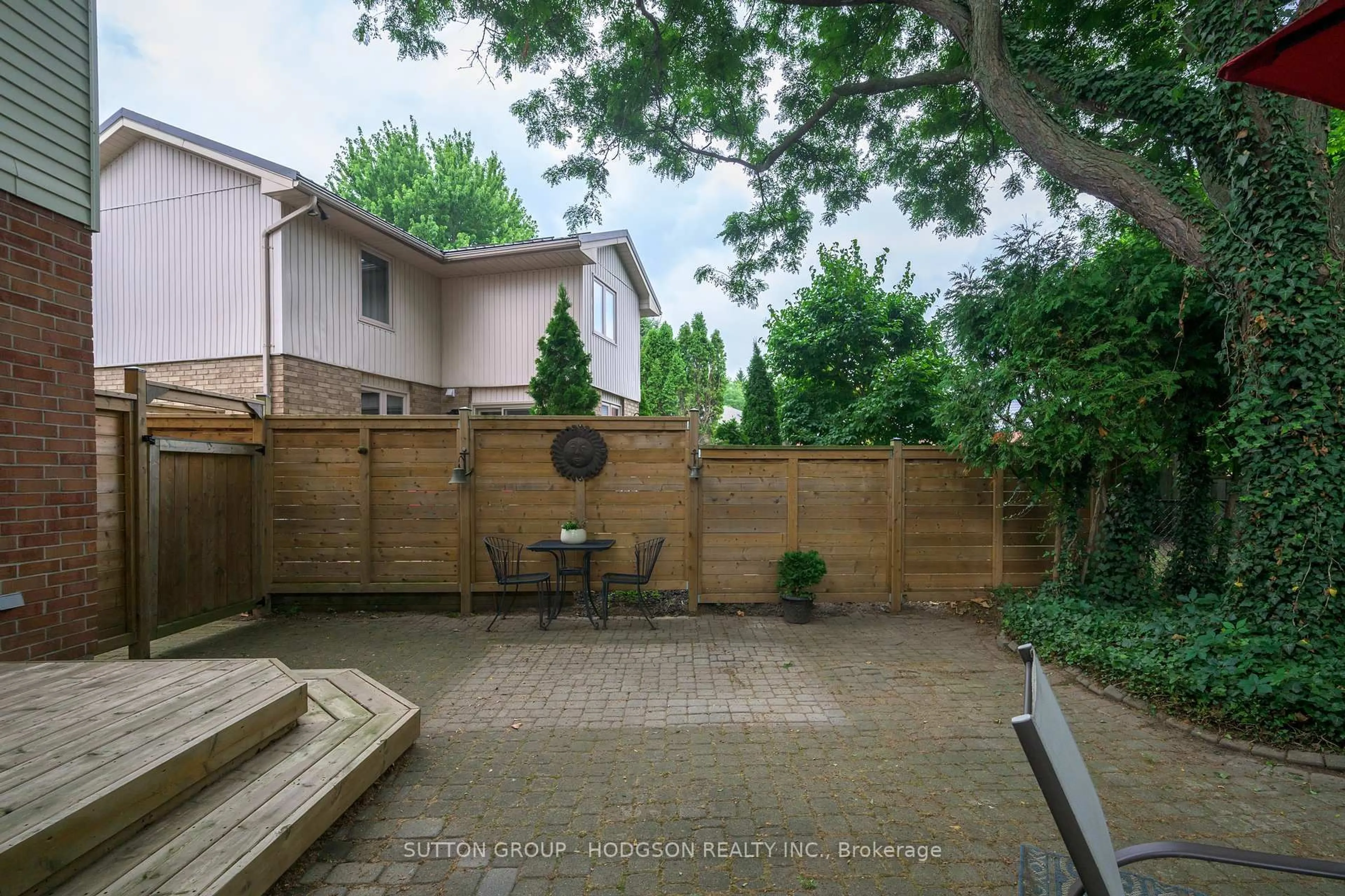 Patio, street for 62 Chalfont Cres, London North Ontario N6H 4Y3