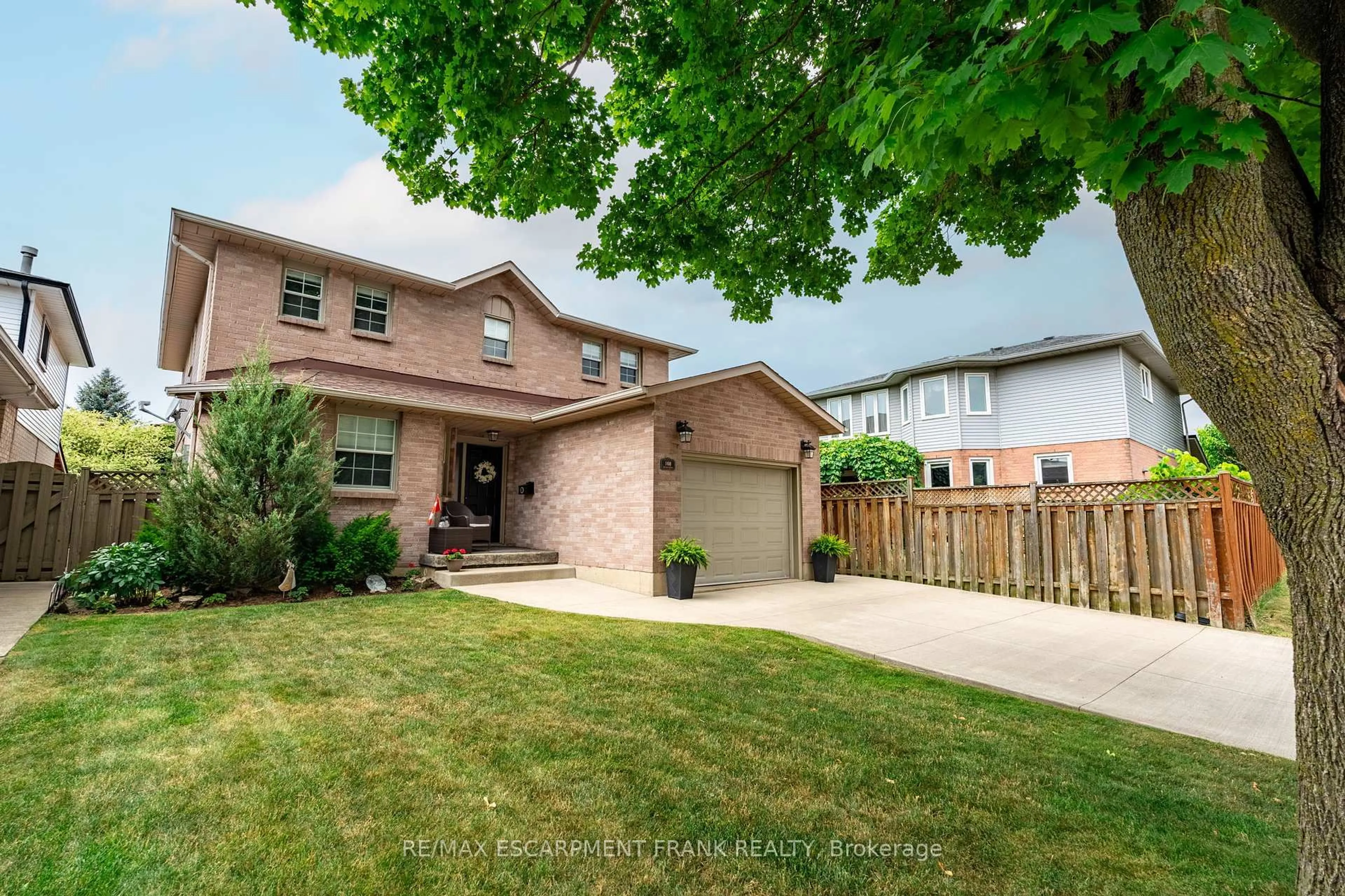 Home with brick exterior material, street for 168 SIRENTE Dr, Hamilton Ontario L9A 5H1