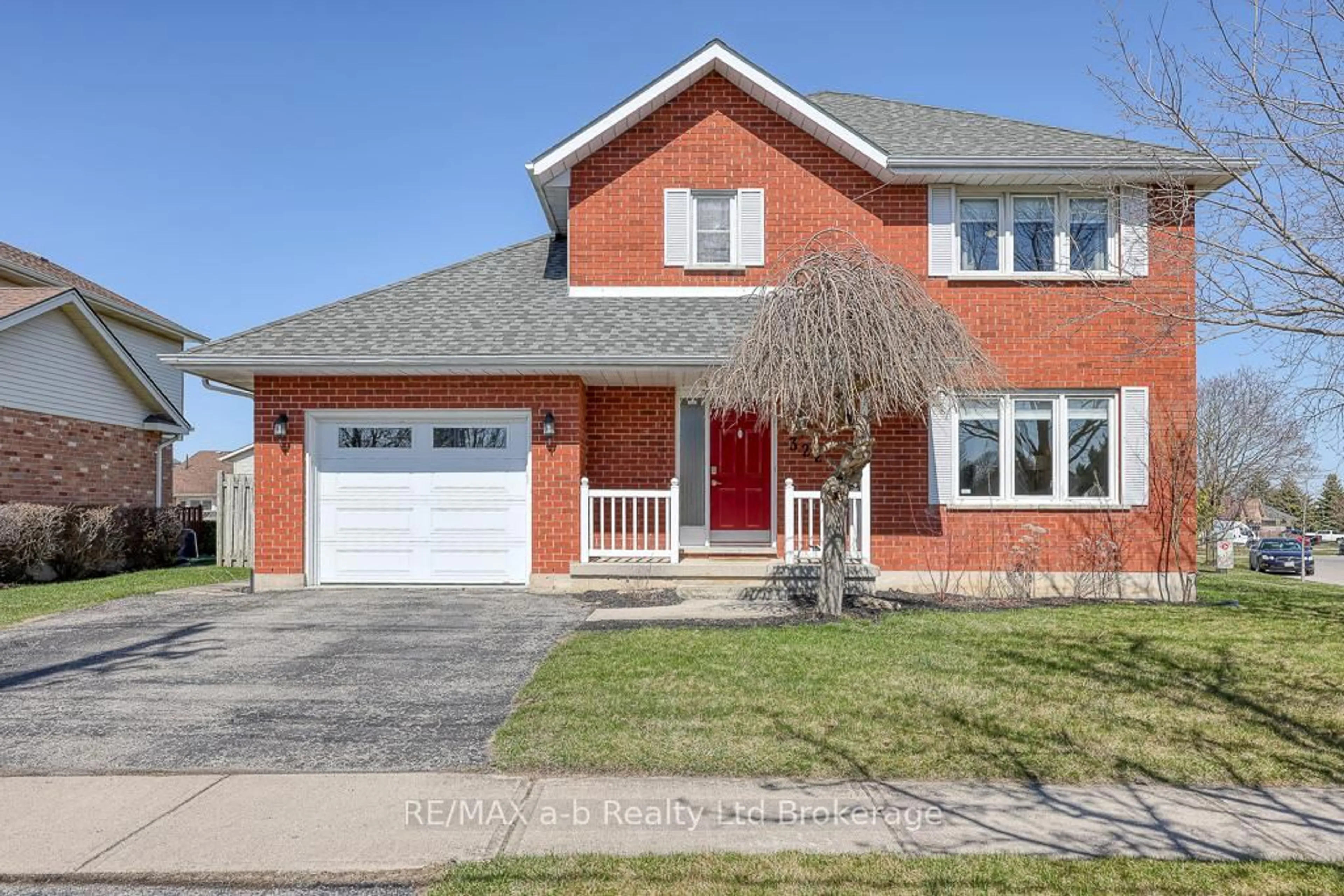 Home with brick exterior material, street for 322 Lansdowne Ave, Woodstock Ontario N4T 1M8