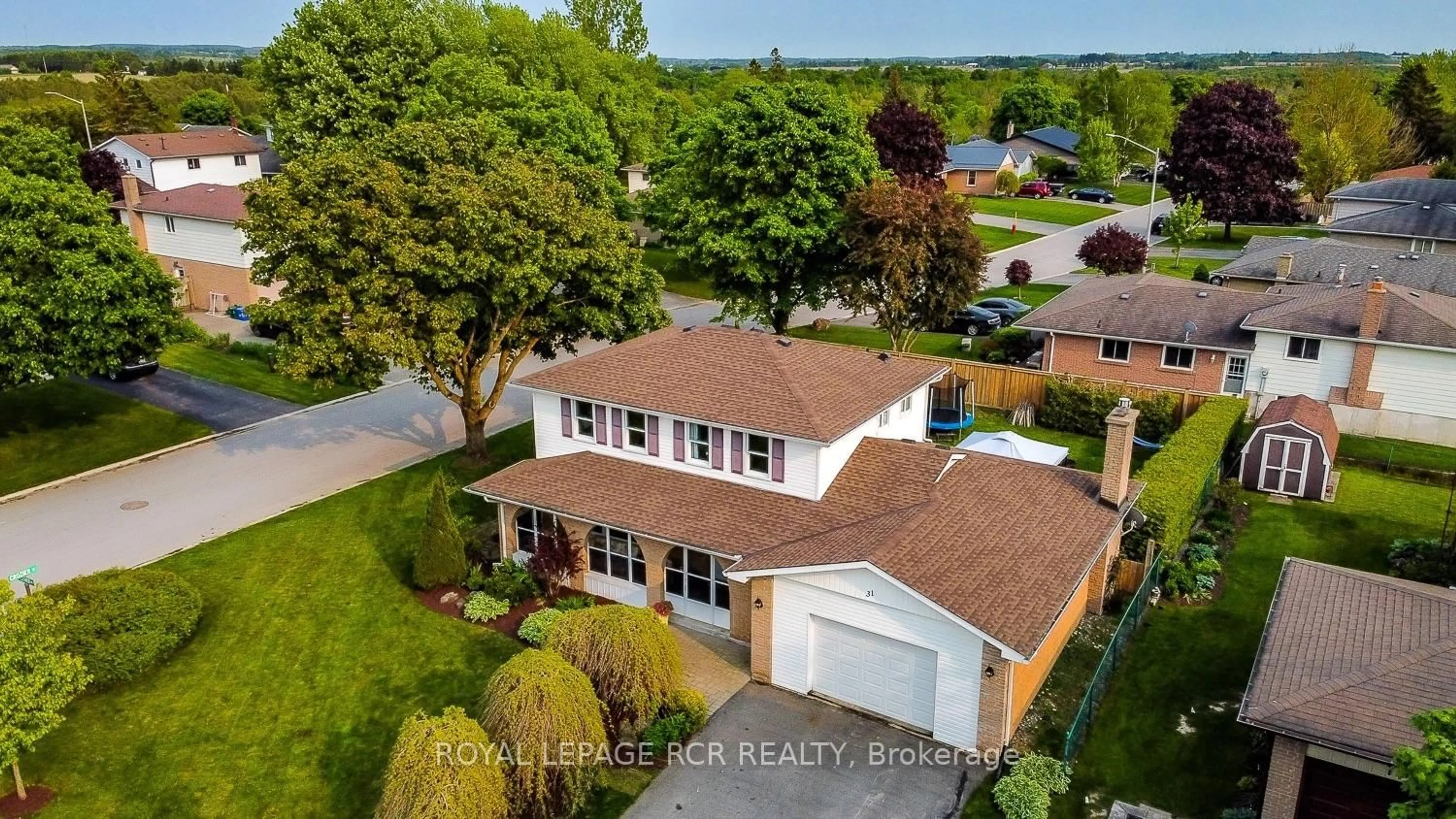 A pic from outside/outdoor area/front of a property/back of a property/a pic from drone, street for 31 Luther Rd, East Luther Grand Valley Ontario L9W 5R1