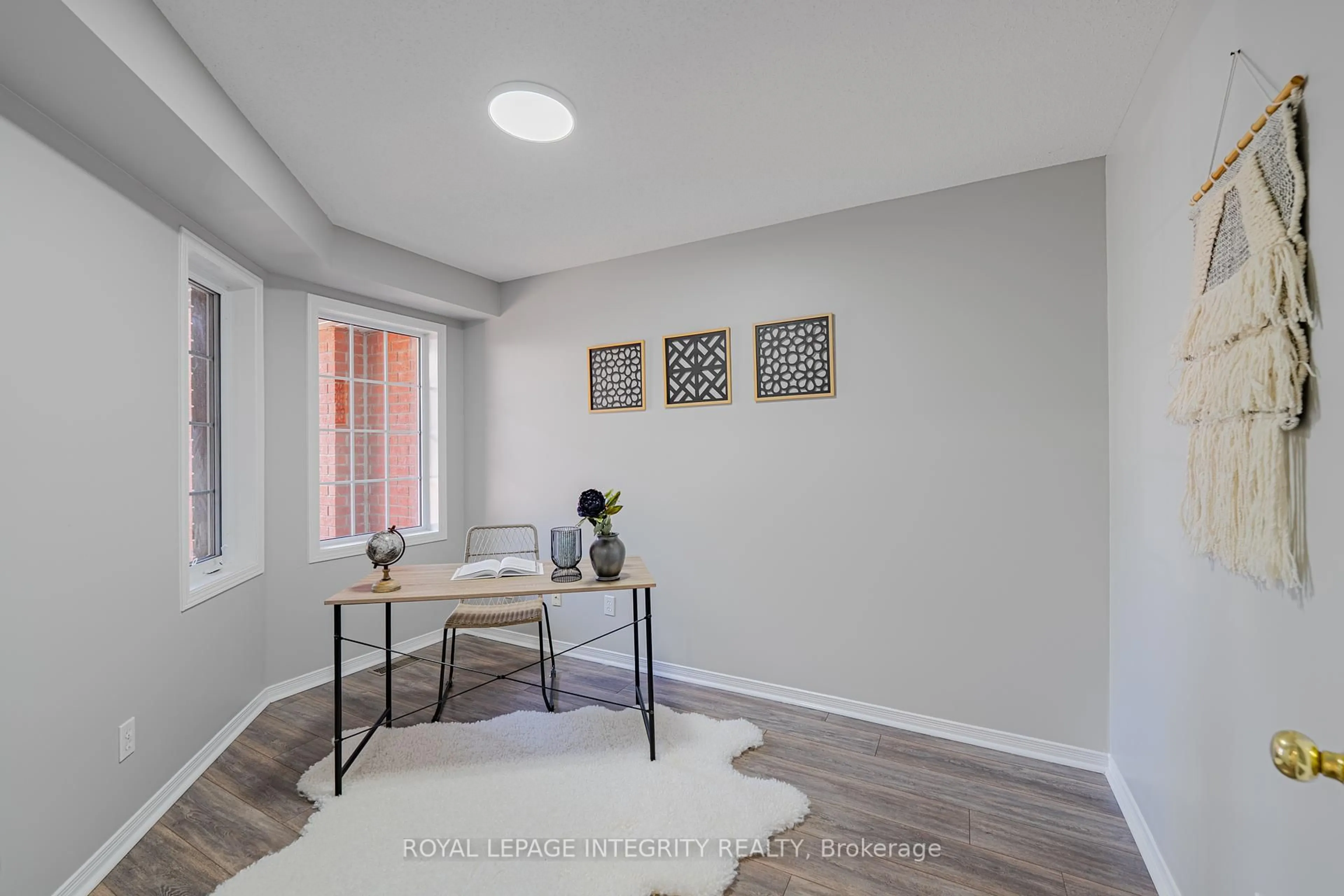 A pic of a room for 165 KINROSS Private, Ottawa Ontario K2K 3P8