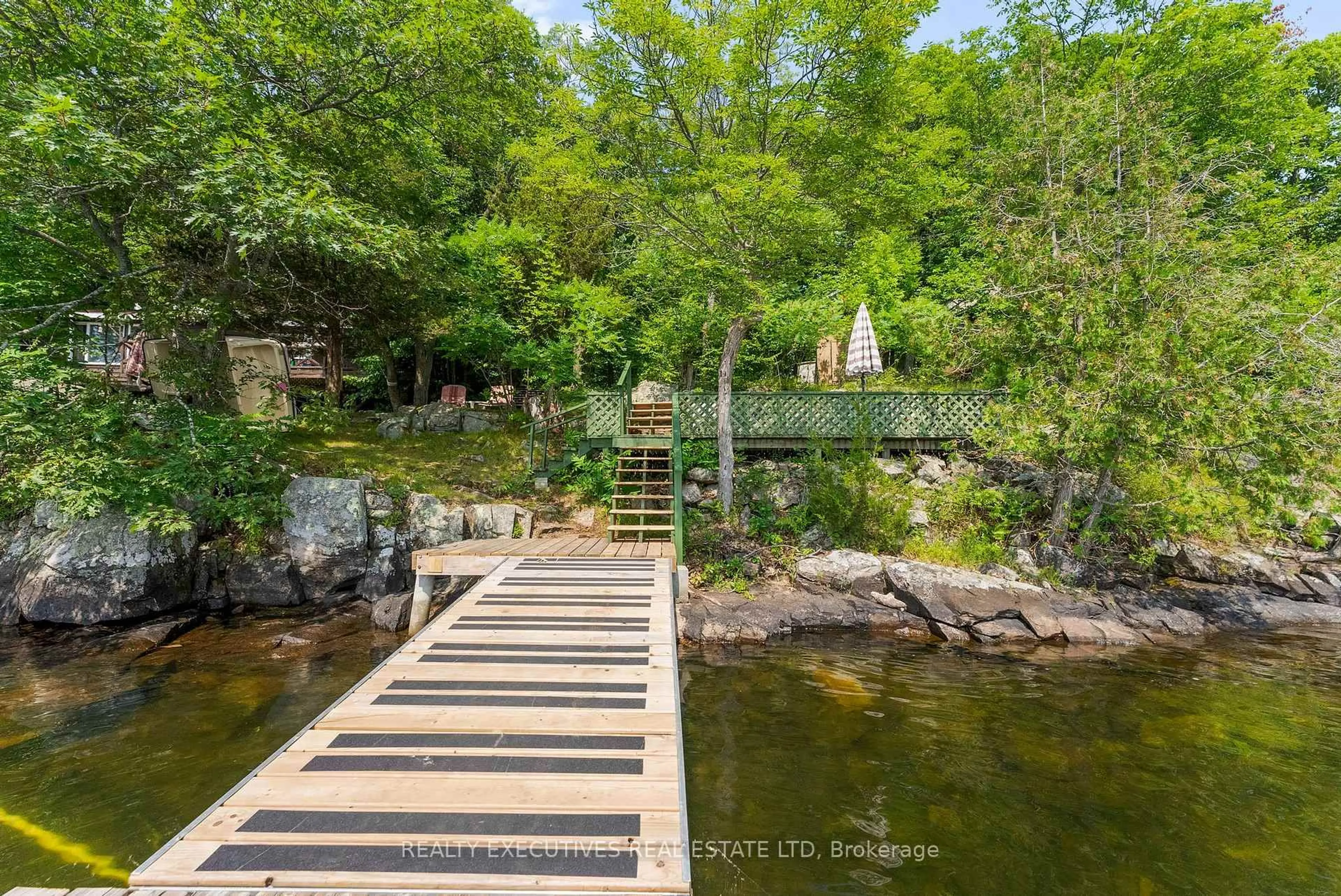 Stairs for 69 Partridge Lane, Maberly Ontario K0H 2B0