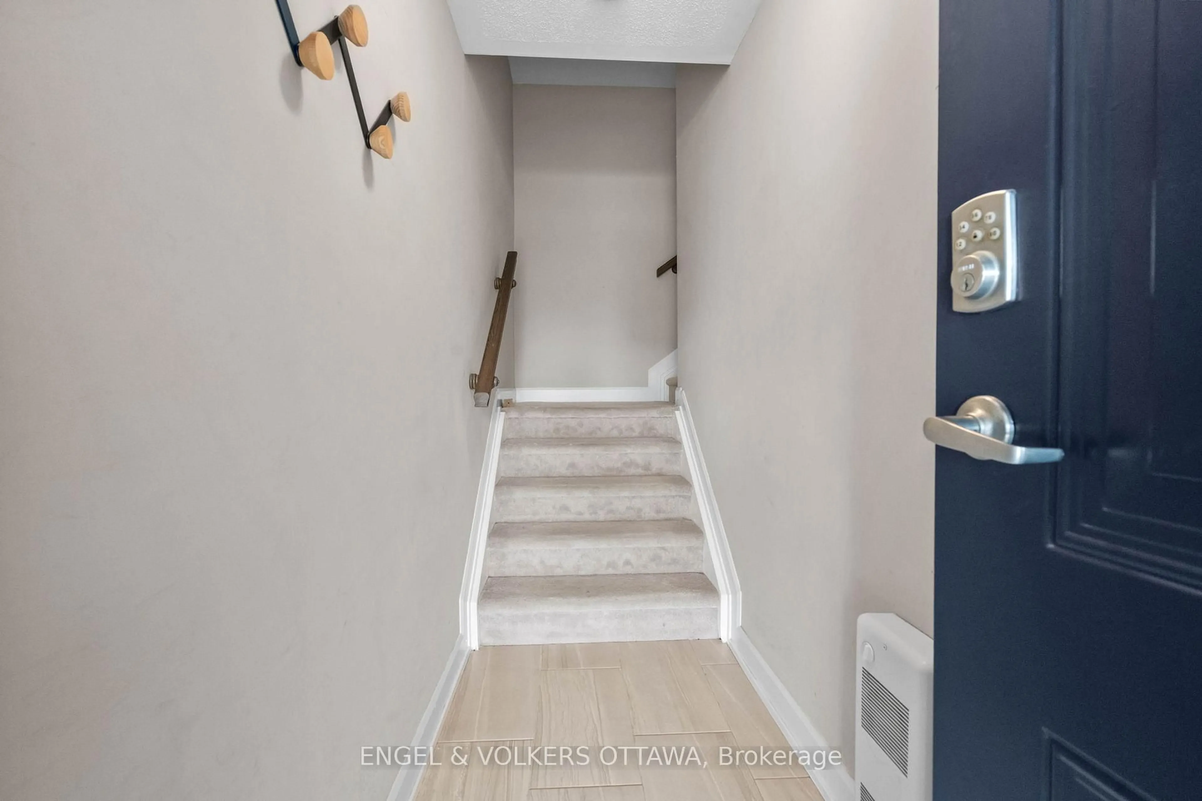 Unknown for 62 Affinity Private, Ottawa Ontario K2J 6R5