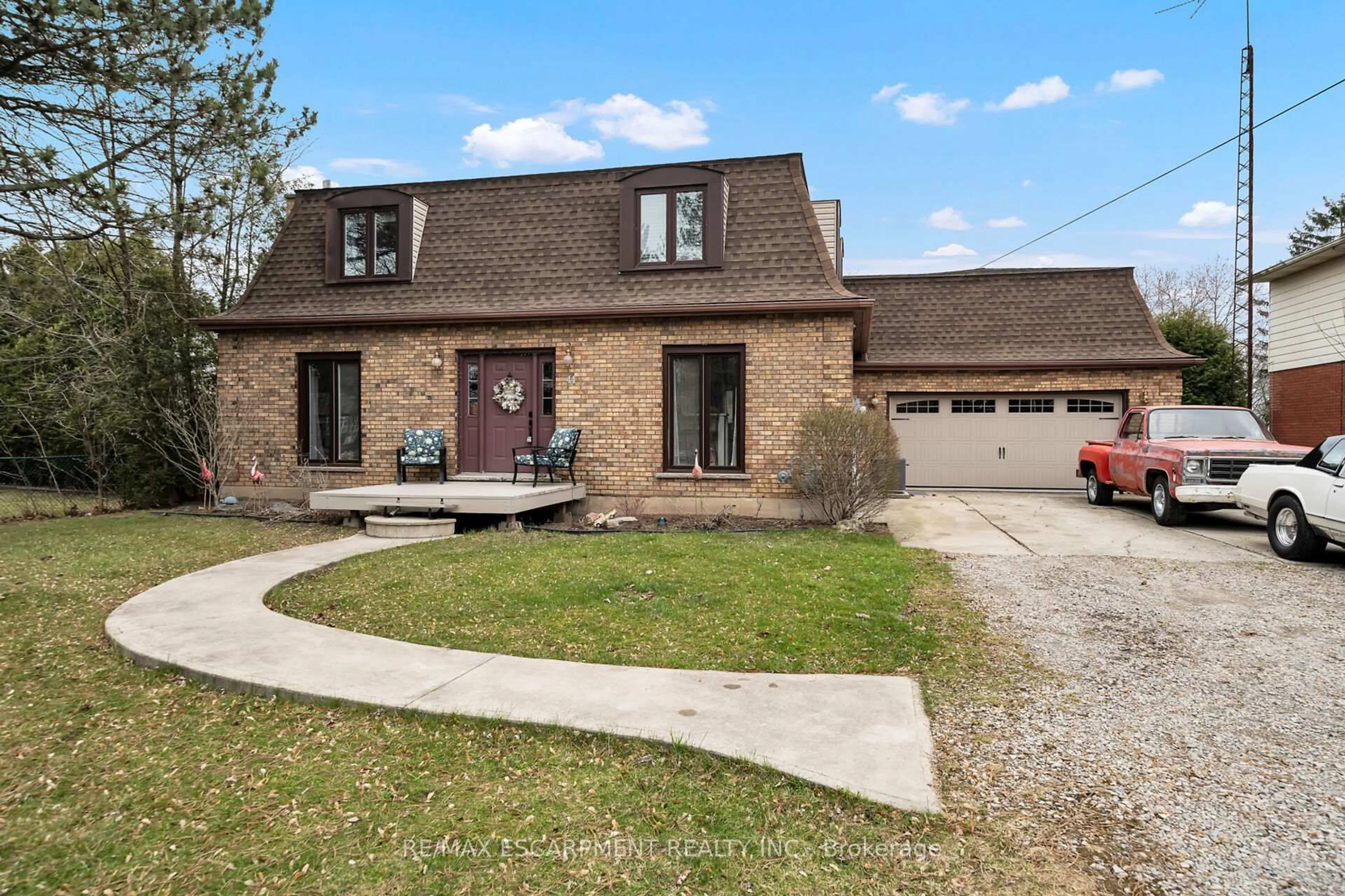 Home with brick exterior material, street for 44 Ottawa St, Haldimand Ontario N0A 1E0