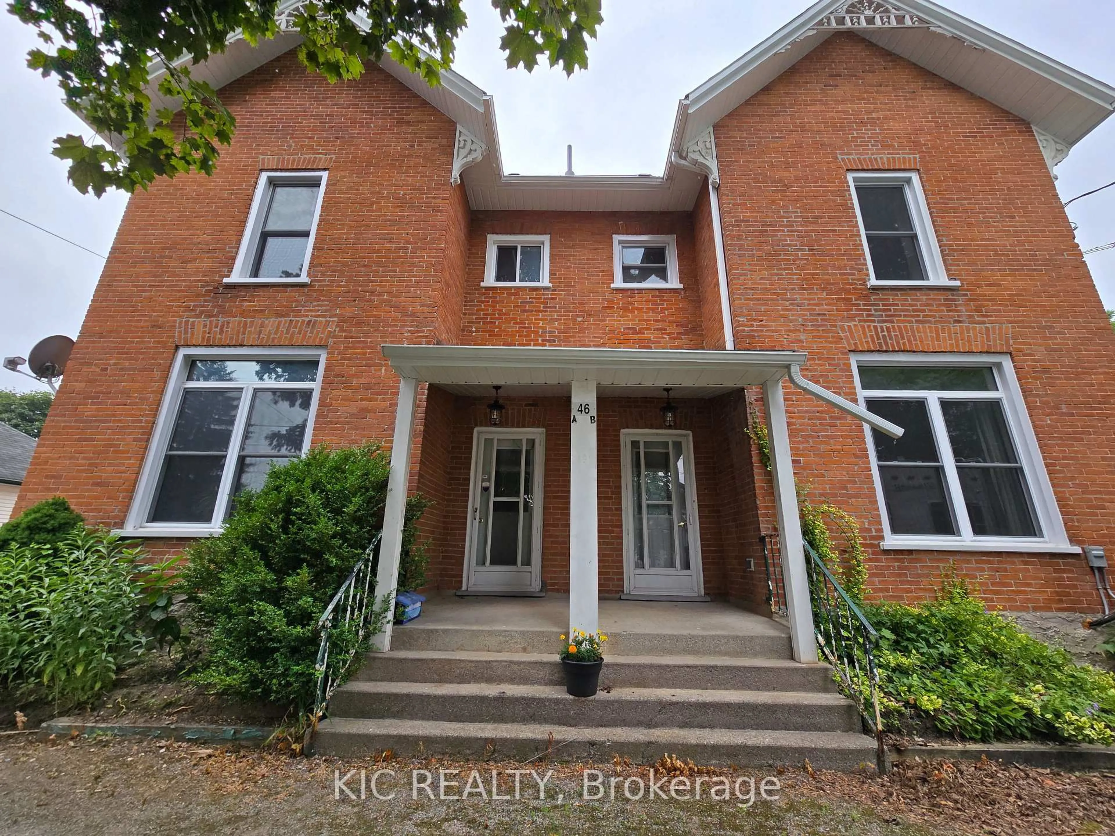 Home with brick exterior material, building for 46 Queen St, Asphodel-Norwood Ontario K0L 2V0