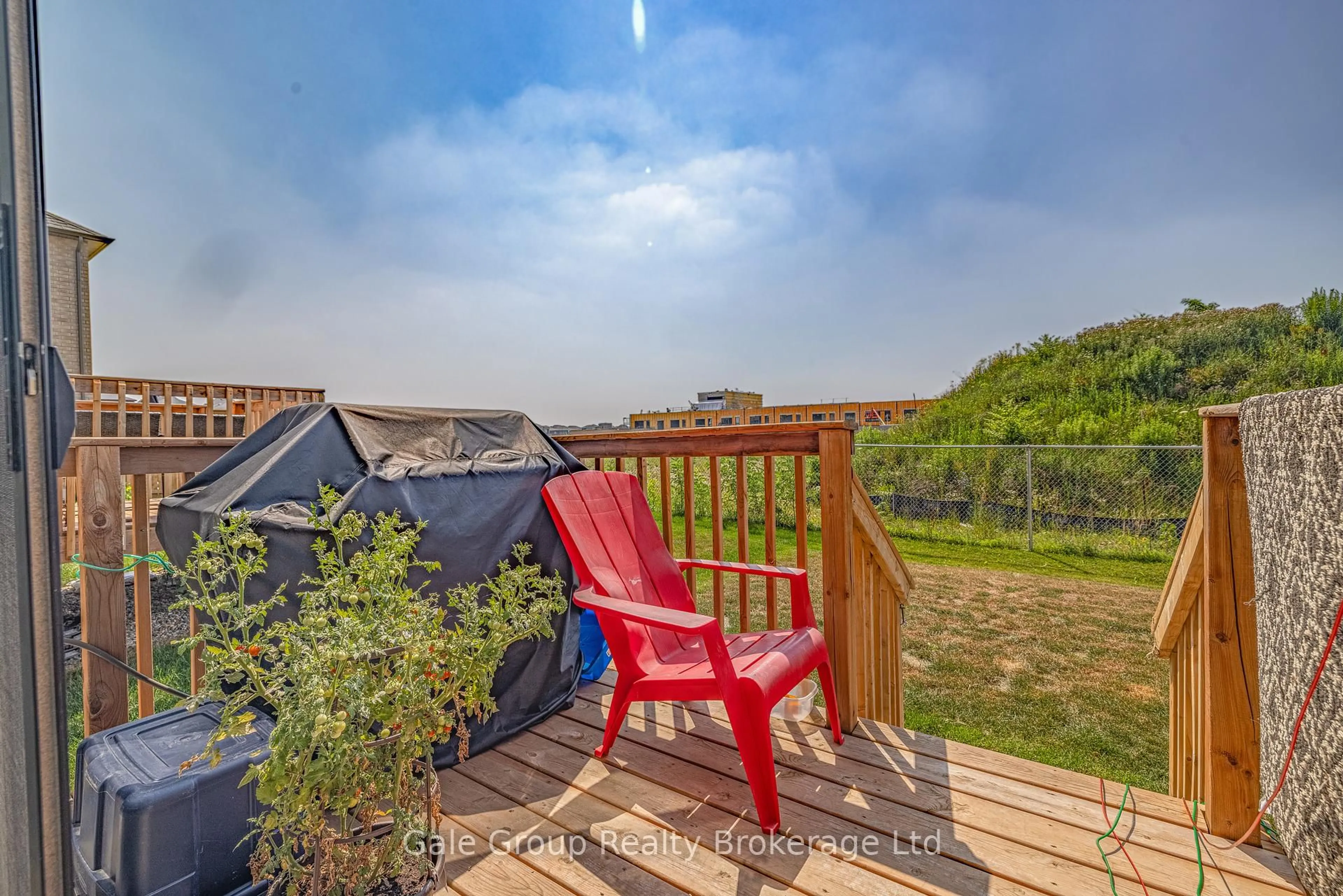 Patio, water/lake/river/ocean view for 899 Sobeski Ave, Woodstock Ontario N1R 5S4