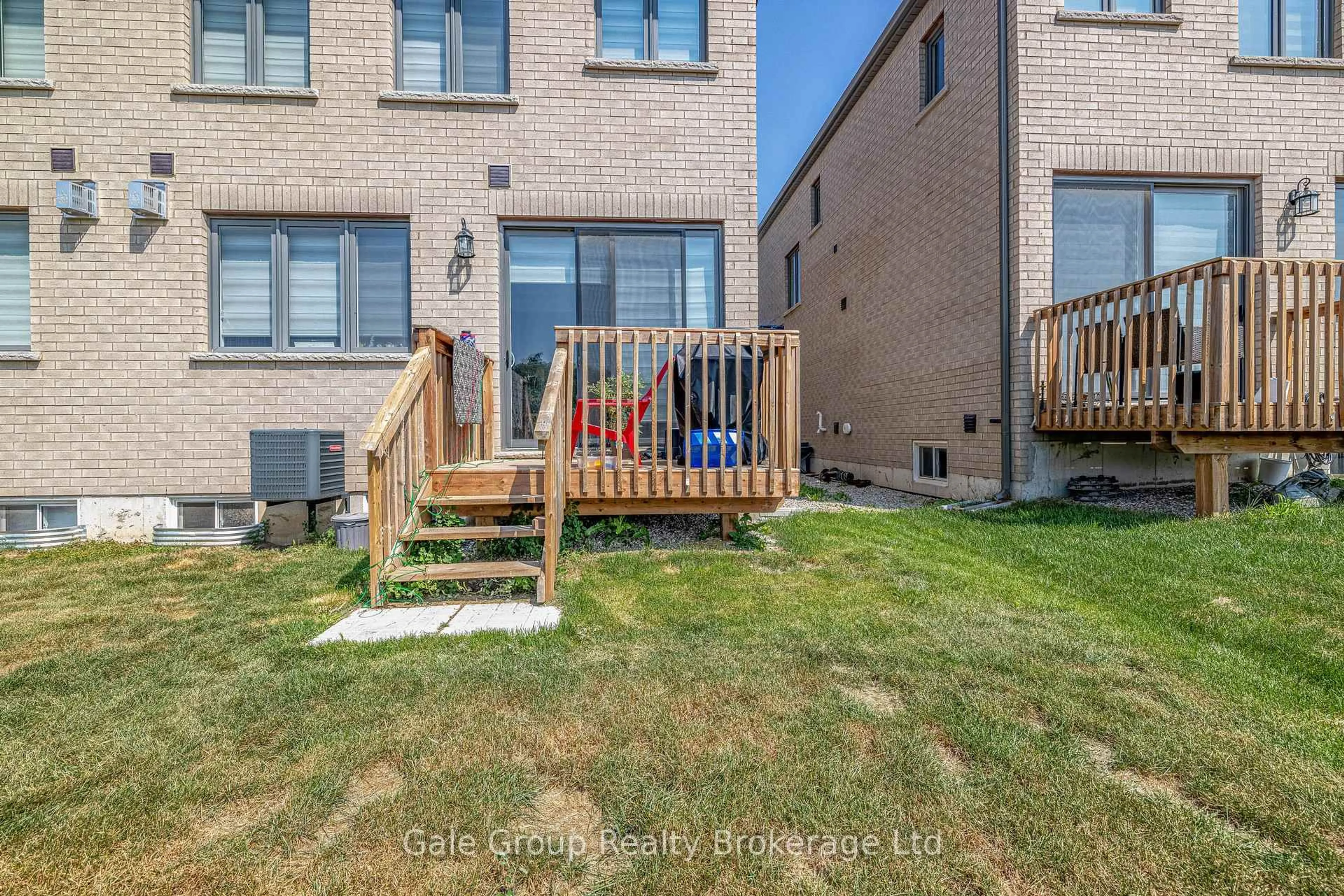 Patio, unknown for 899 Sobeski Ave, Woodstock Ontario N1R 5S4