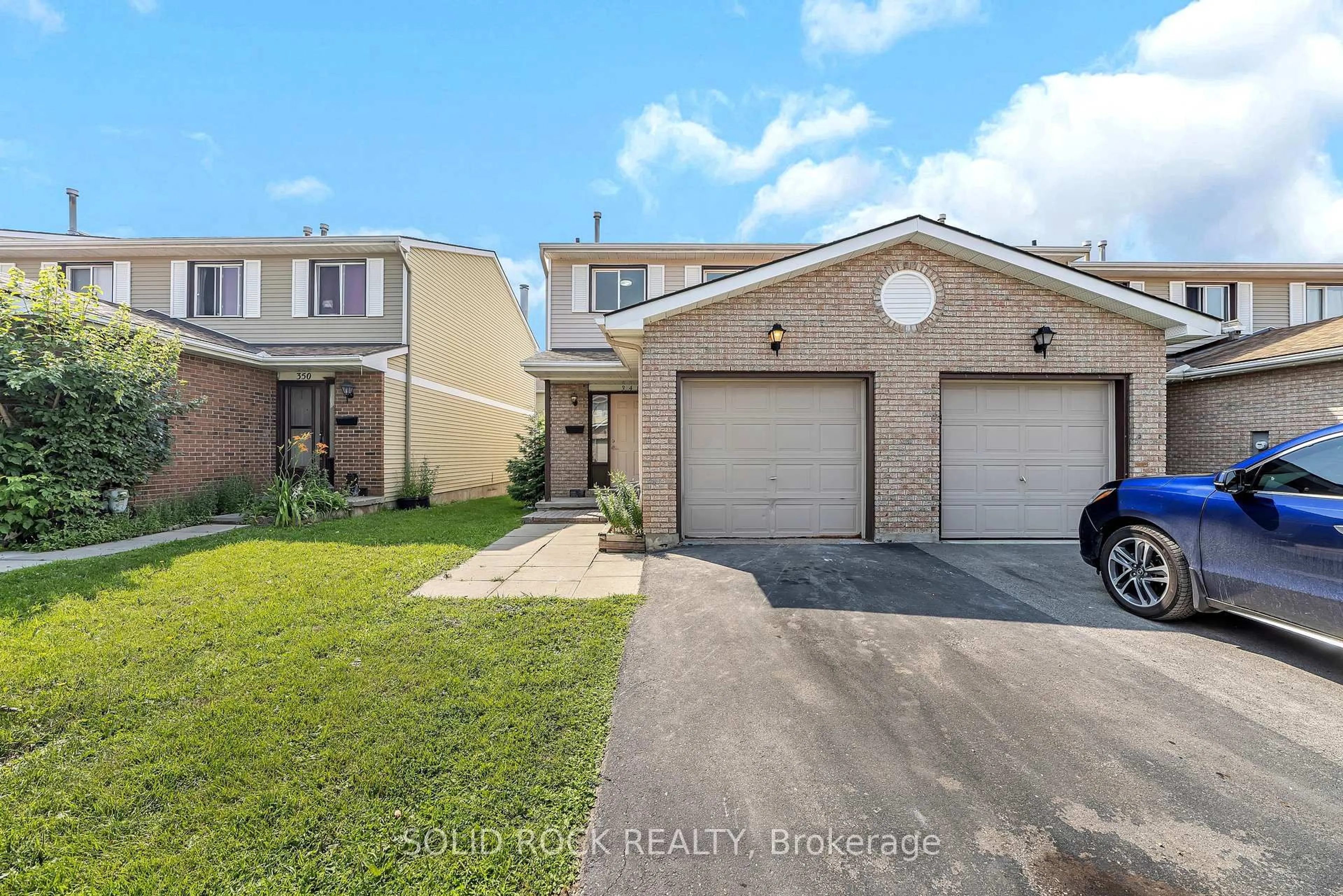 A pic from outside/outdoor area/front of a property/back of a property/a pic from drone, street for 348 Monica Cres, Orleans Ontario K1E 3N5