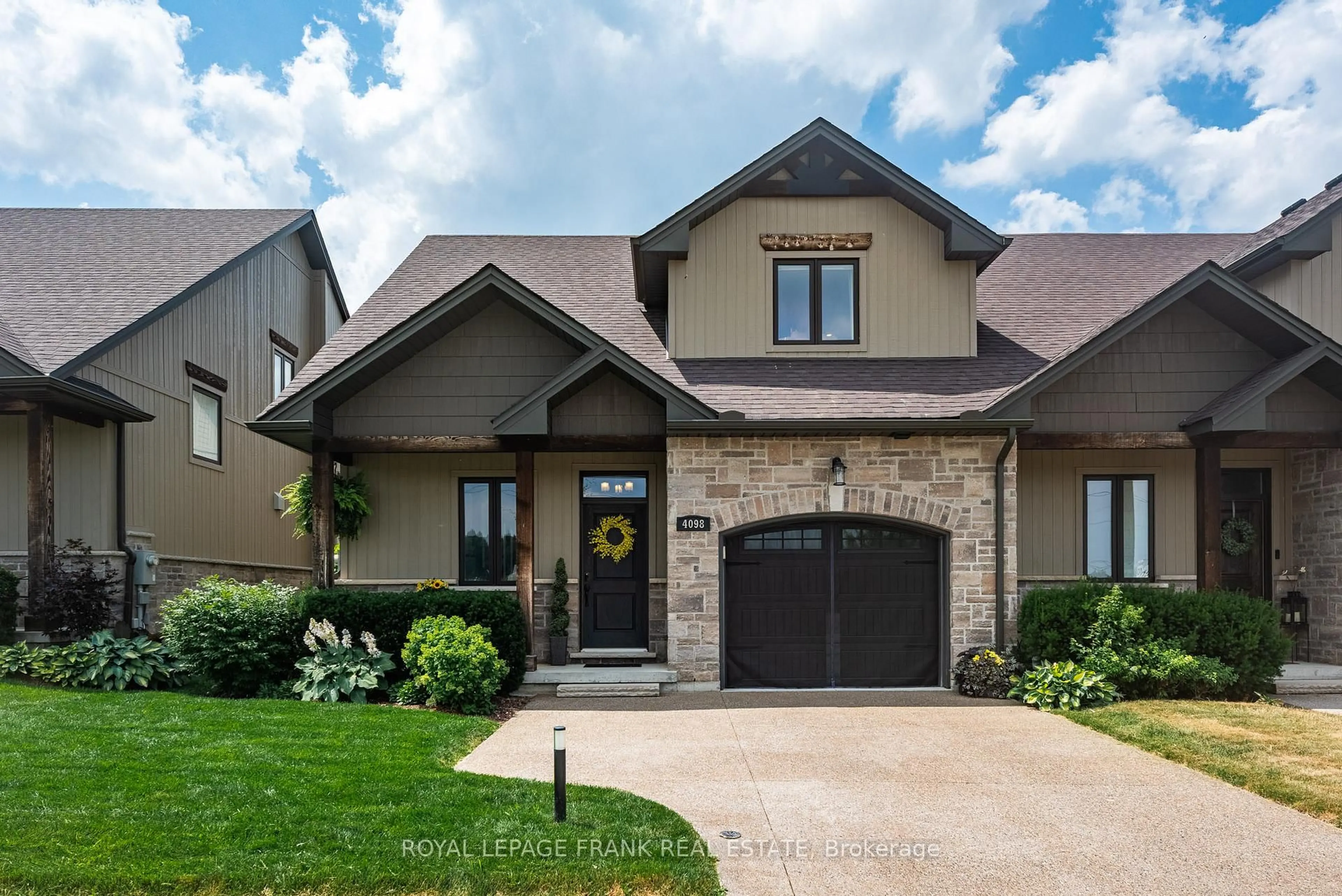 Home with brick exterior material, street for 4098 Twenty Third St, Lincoln Ontario L0R 2C0