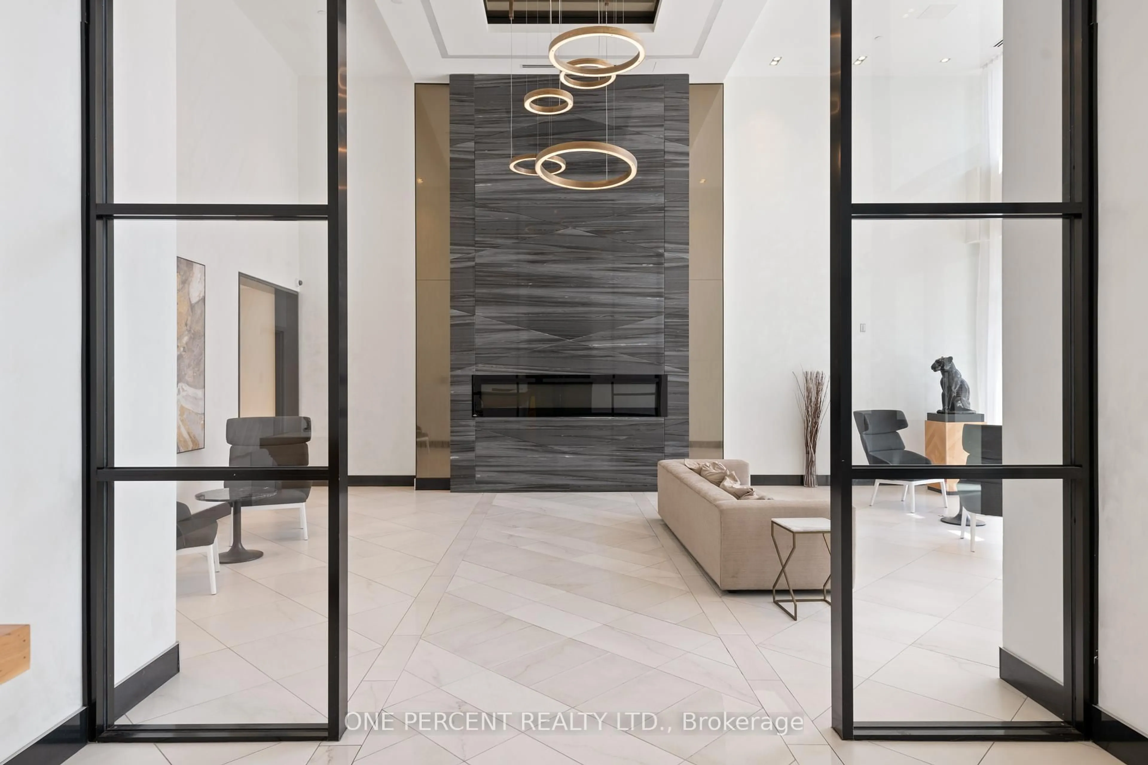 Unknown for 255 Bay St #1513, Ottawa Ontario K1R 0C5