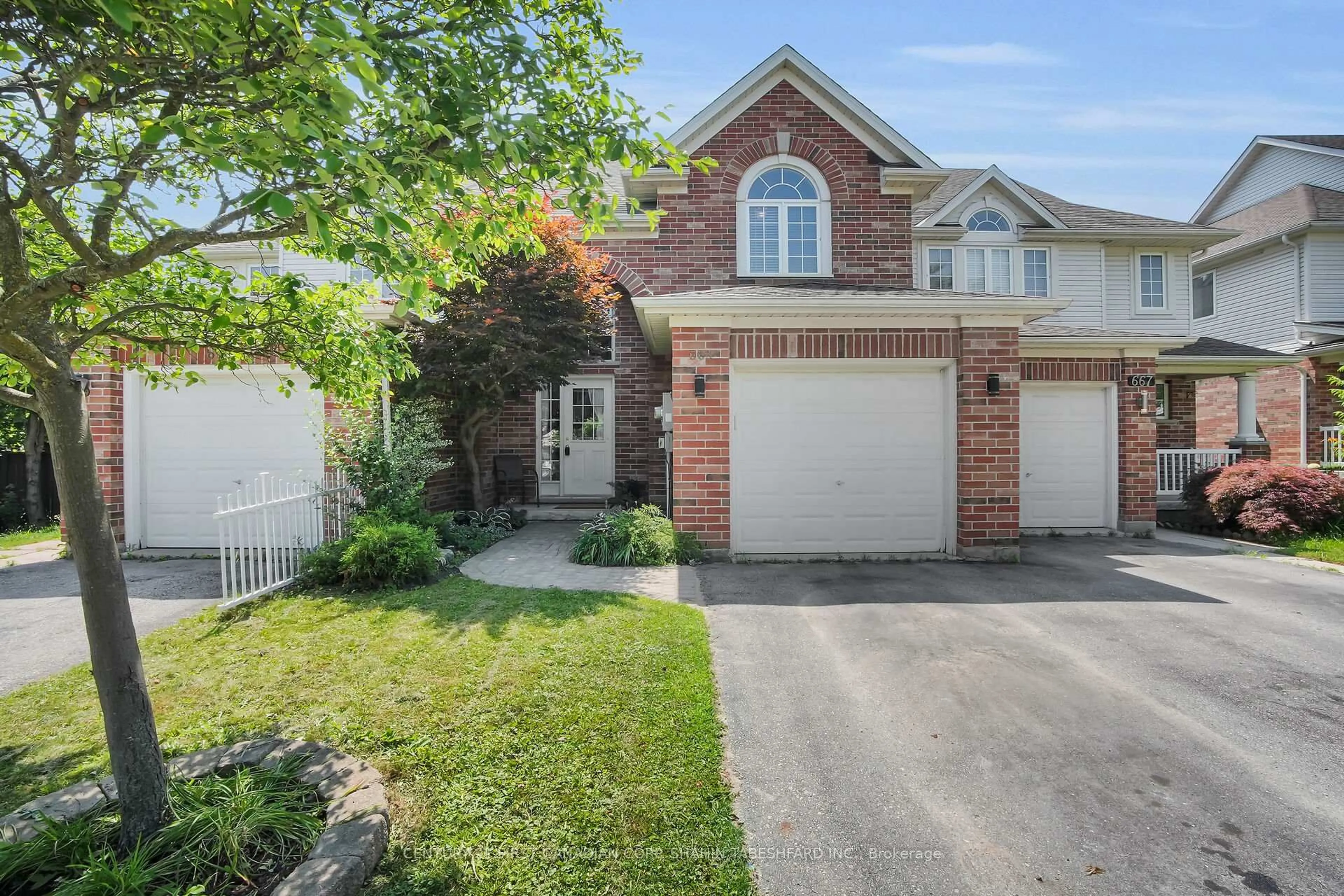 Unknown for 663 Silversmith St, London North Ontario N6H 5R8