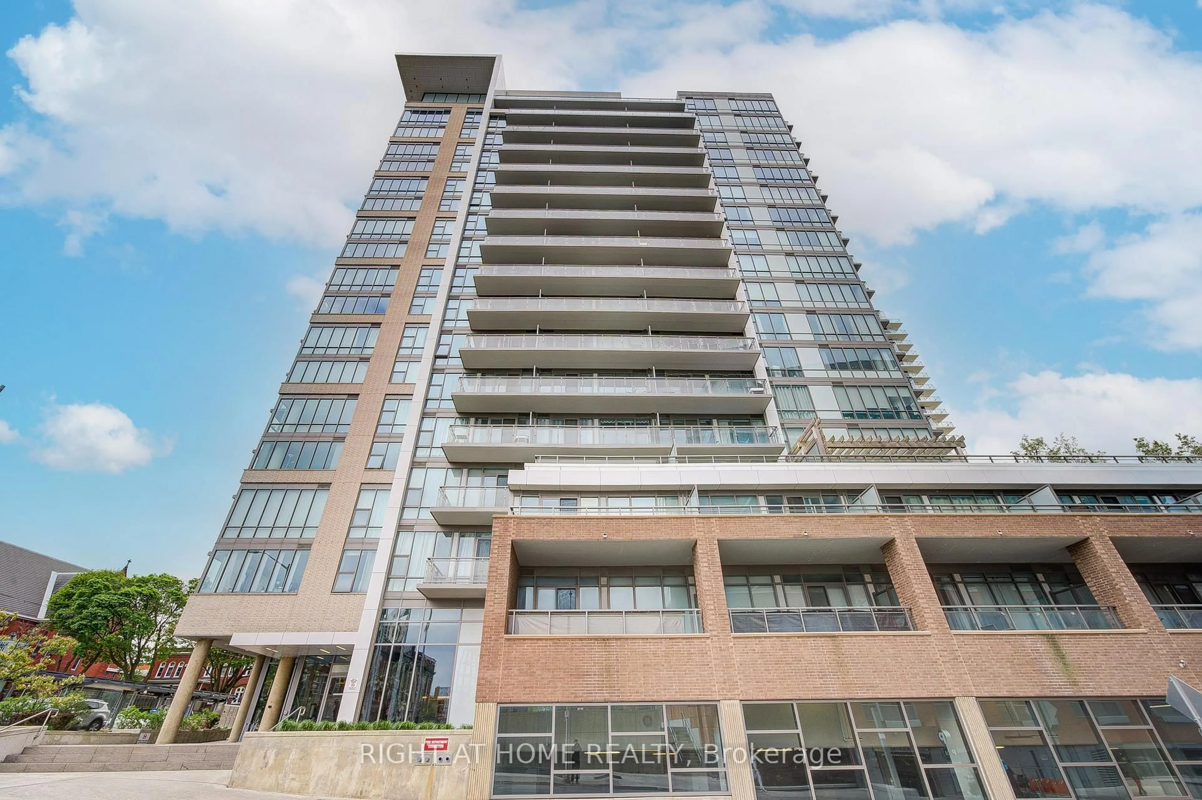 Unknown for 85 Duke St #405, Kitchener Ontario N2H 0B7