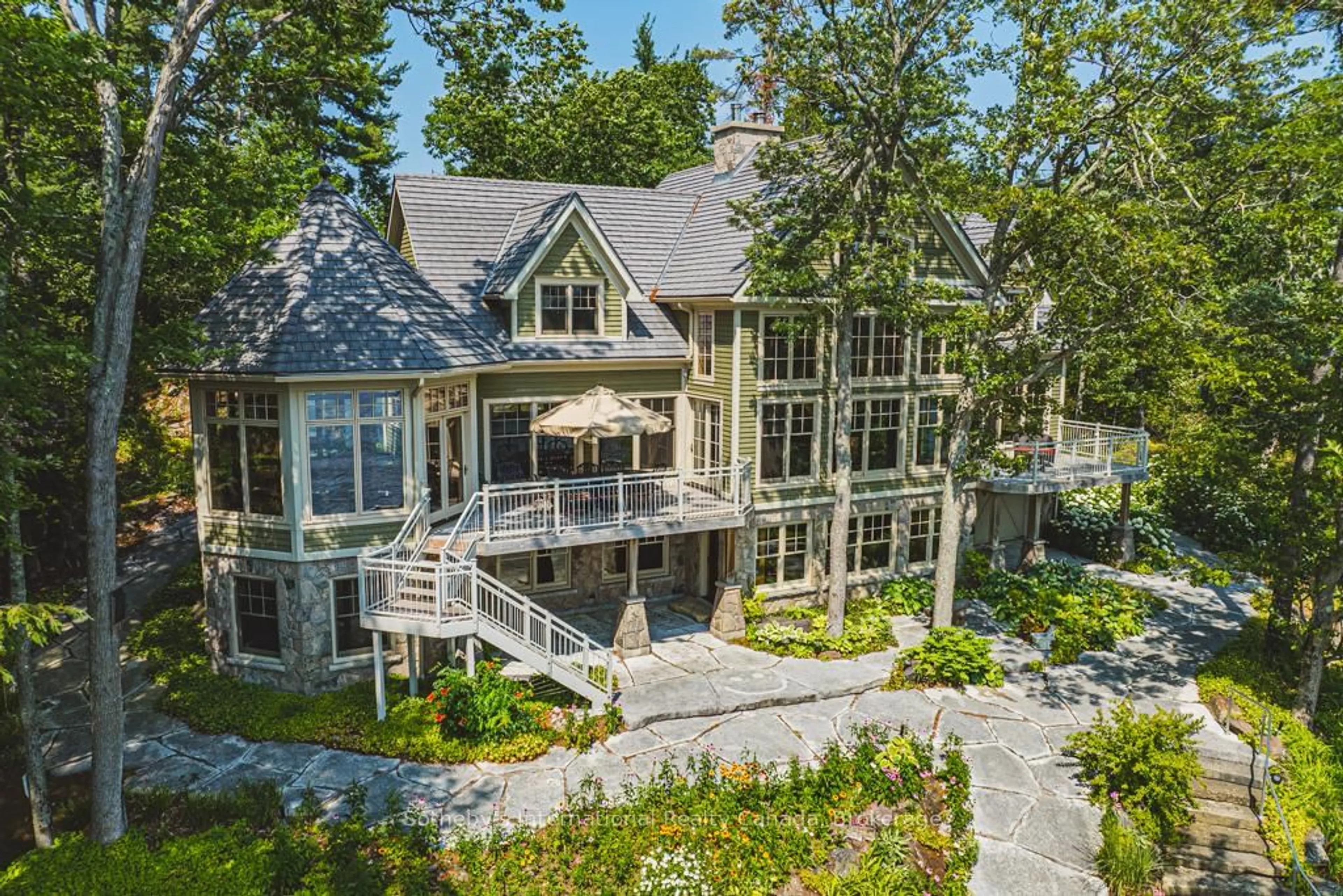 A pic from outside/outdoor area/front of a property/back of a property/a pic from drone, unknown for 2755, 2760 Casement Island, North Kawartha Ontario K0L 3E0
