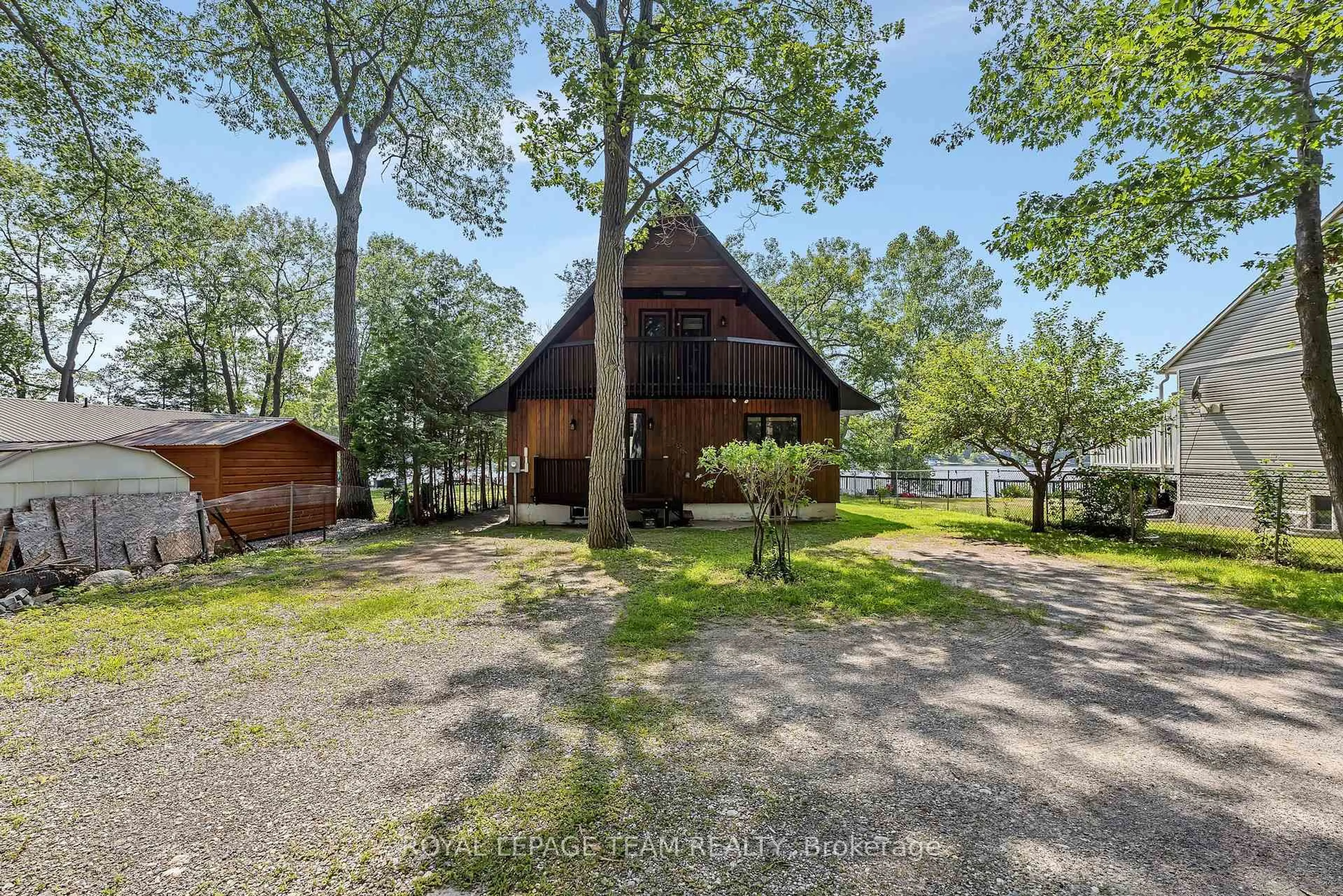 A pic from outside/outdoor area/front of a property/back of a property/a pic from drone, water/lake/river/ocean view for 1210 Bayview Dr, Ottawa Ontario K0A 3M0