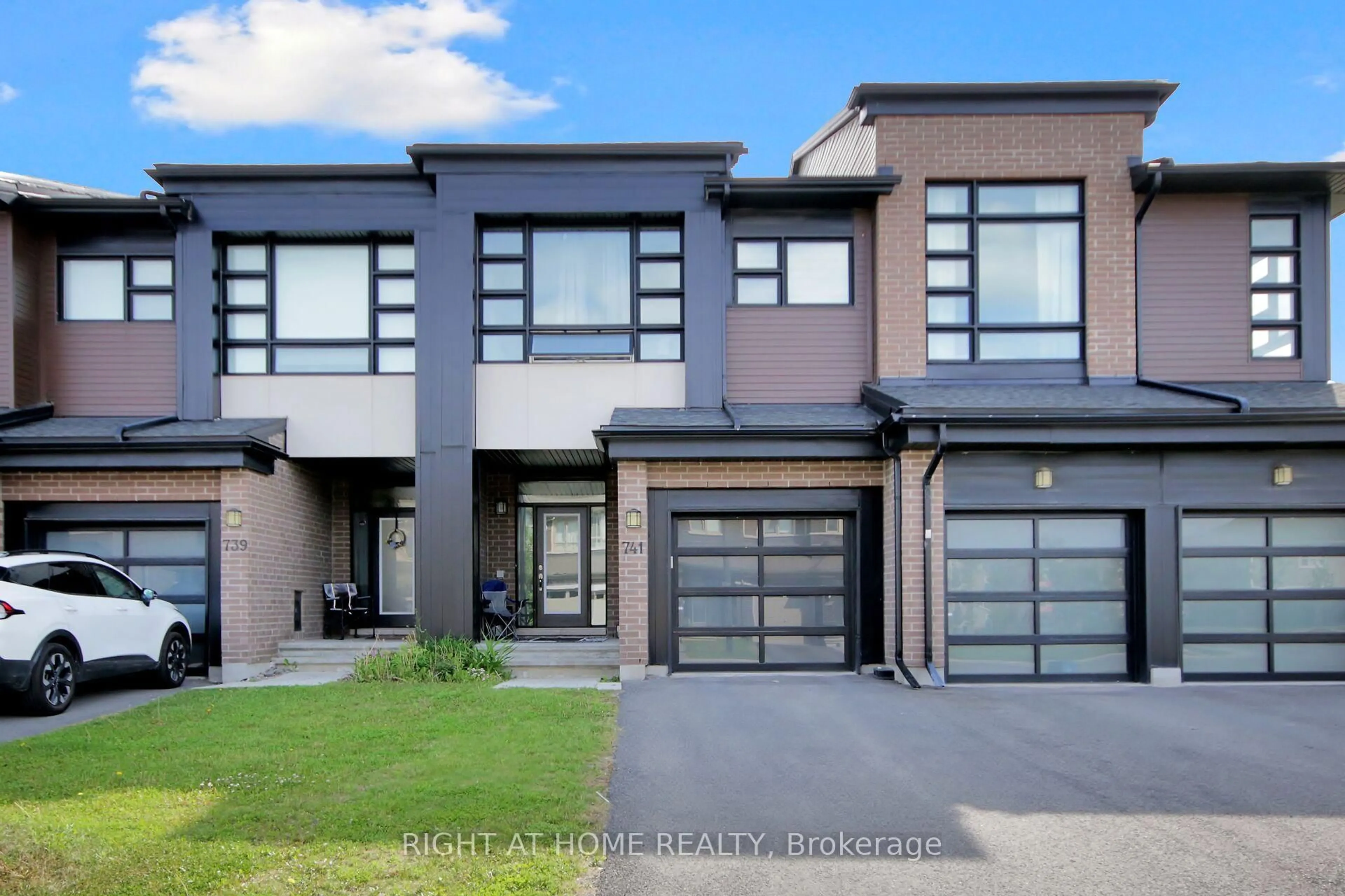 Home with brick exterior material, street for 741 Twist Way, Ottawa Ontario K2V 0M9