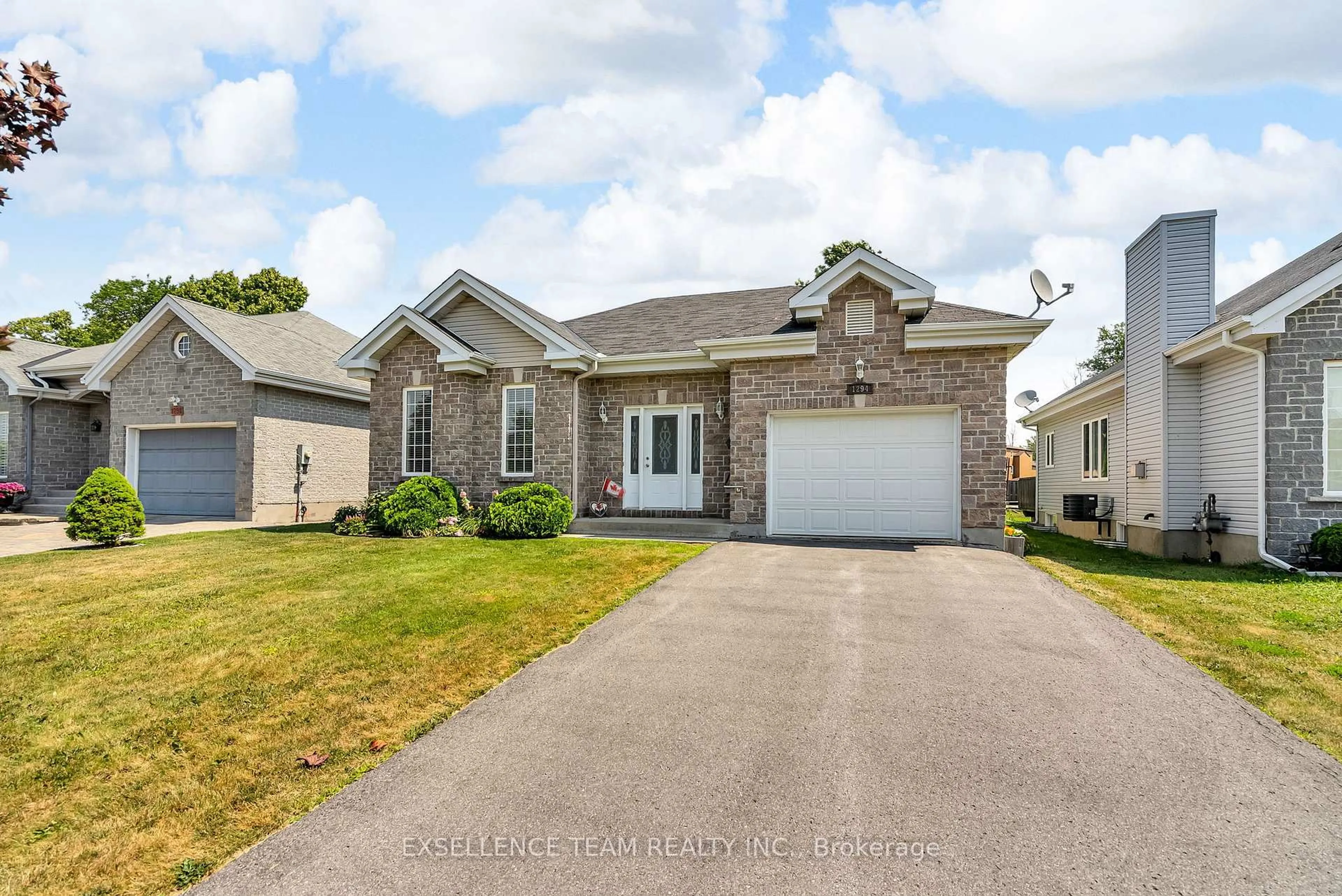 Home with brick exterior material, street for 1294 Daprat Ave, Cornwall Ontario K6H 6N9