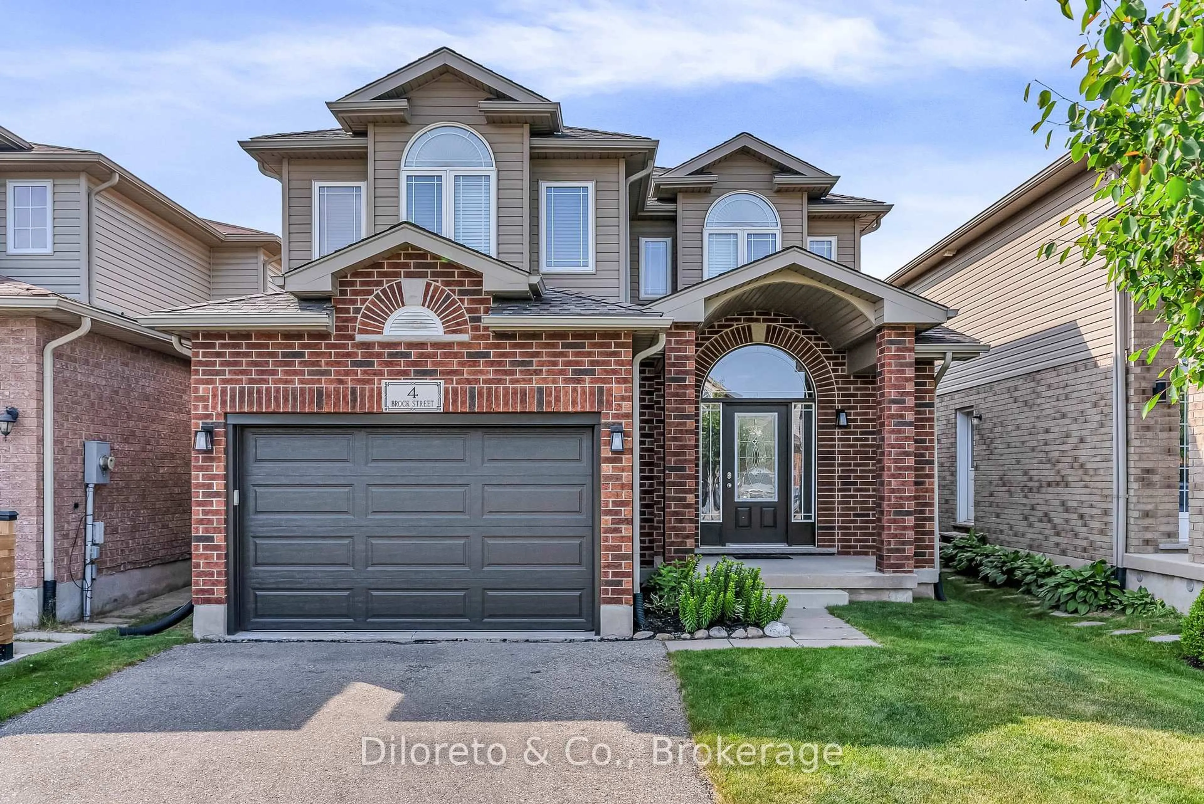 Home with brick exterior material, street for 4 Brock St, Guelph Ontario N1L 0E3