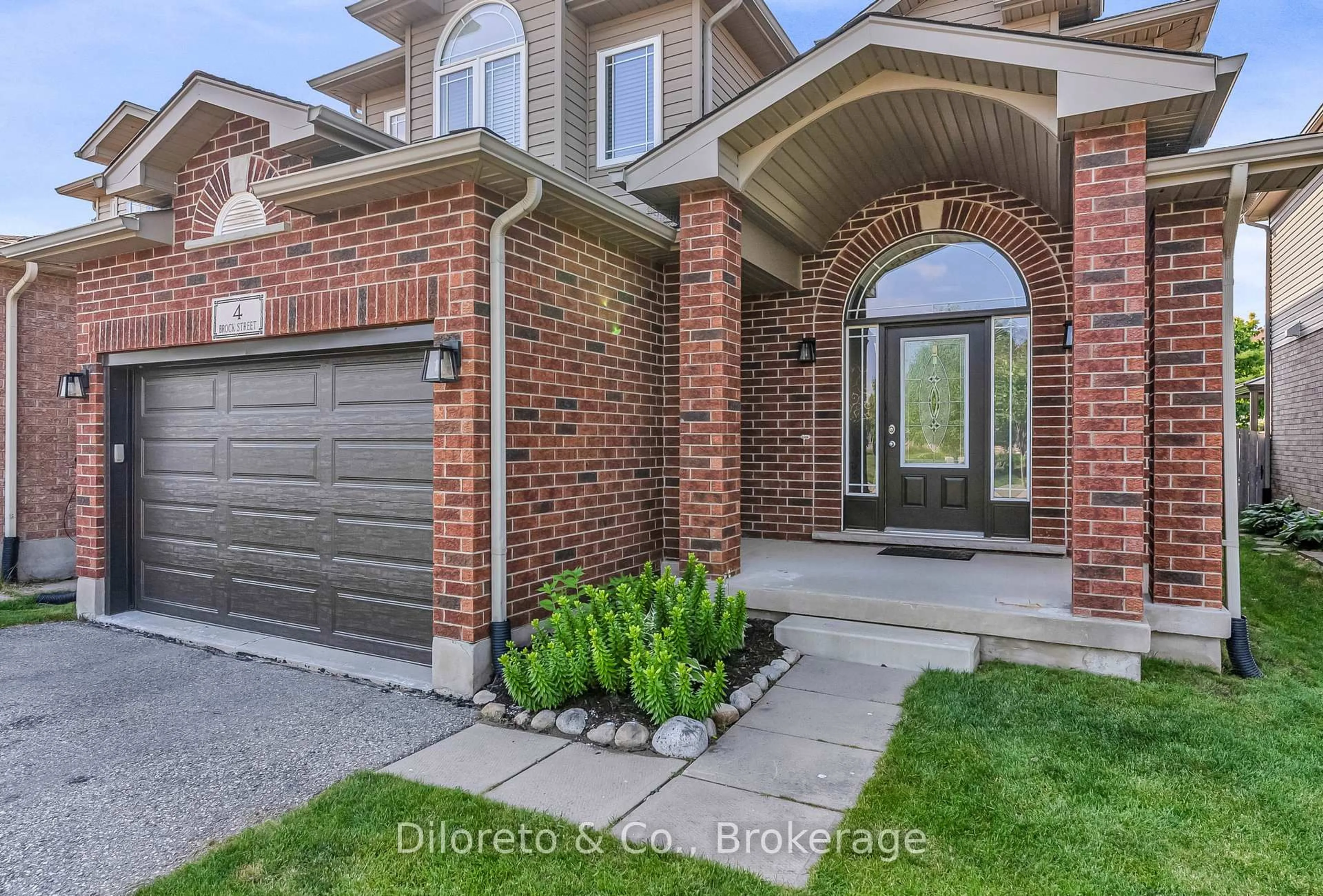 Home with brick exterior material, street for 4 Brock St, Guelph Ontario N1L 0E3