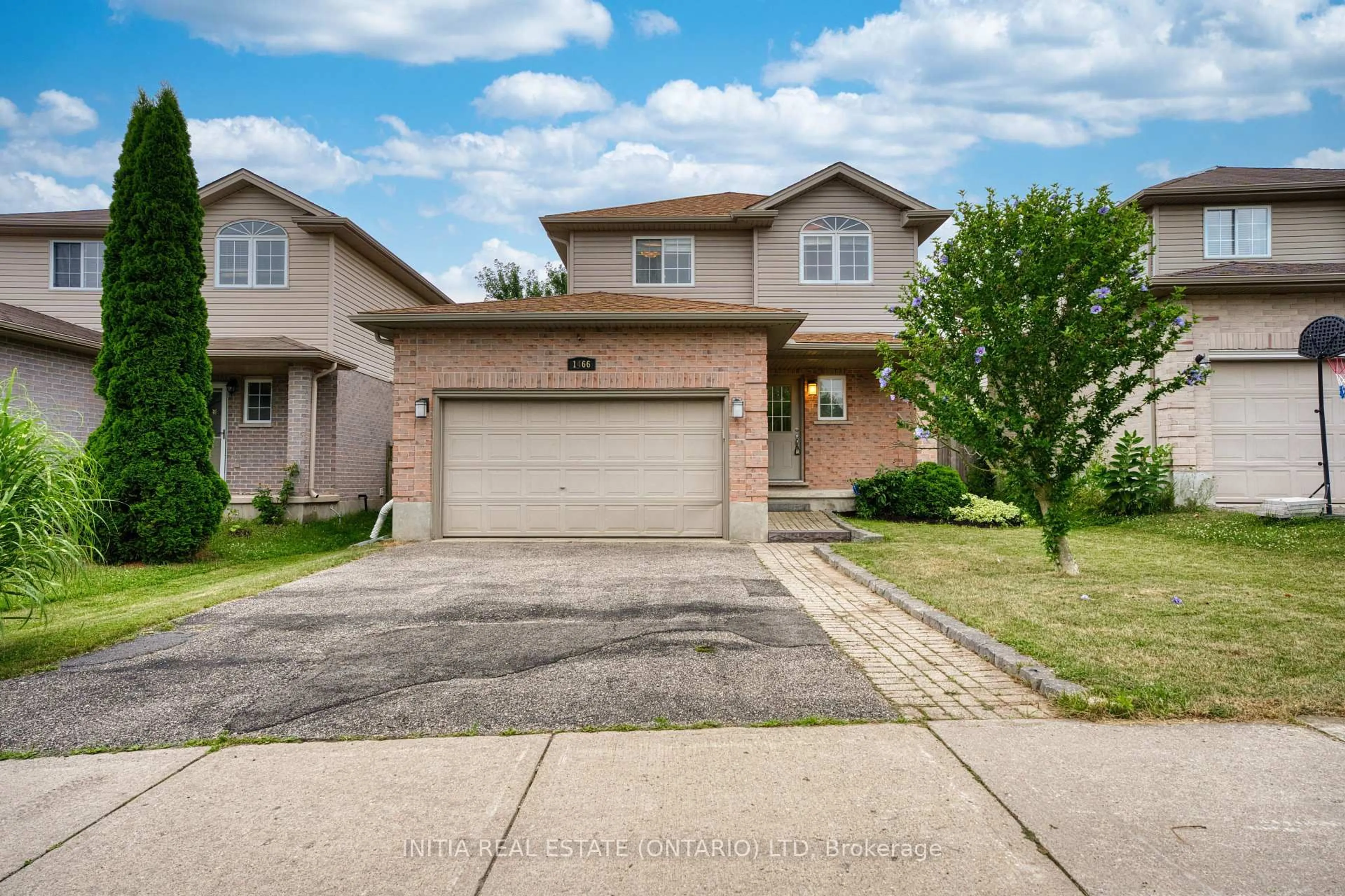 Unknown for 1466 South Wenige Dr, London North Ontario N5X 4N1