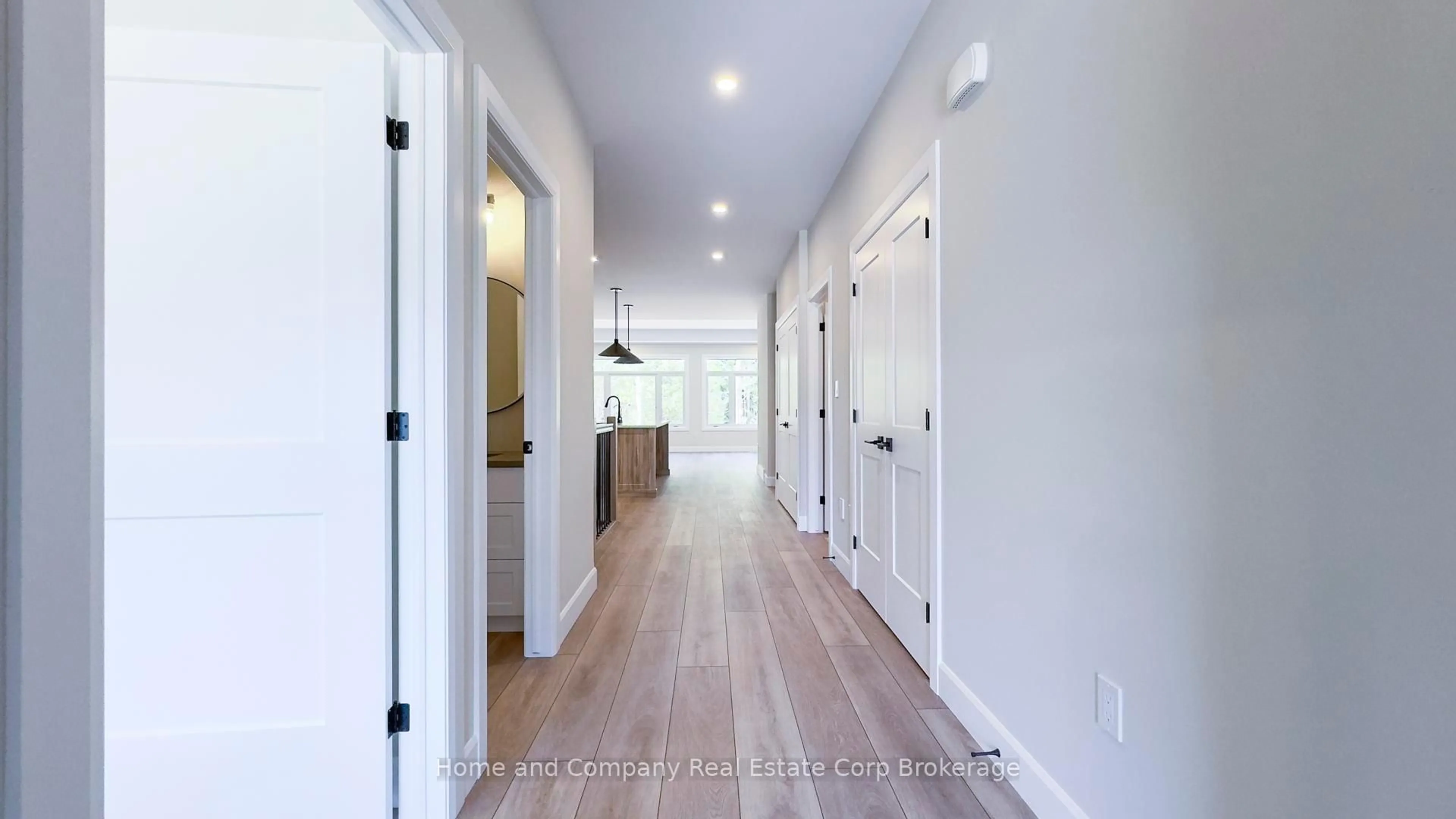 Indoor entryway for 52 DEER RIDGE Lane, Bluewater Ontario N0M 1G0
