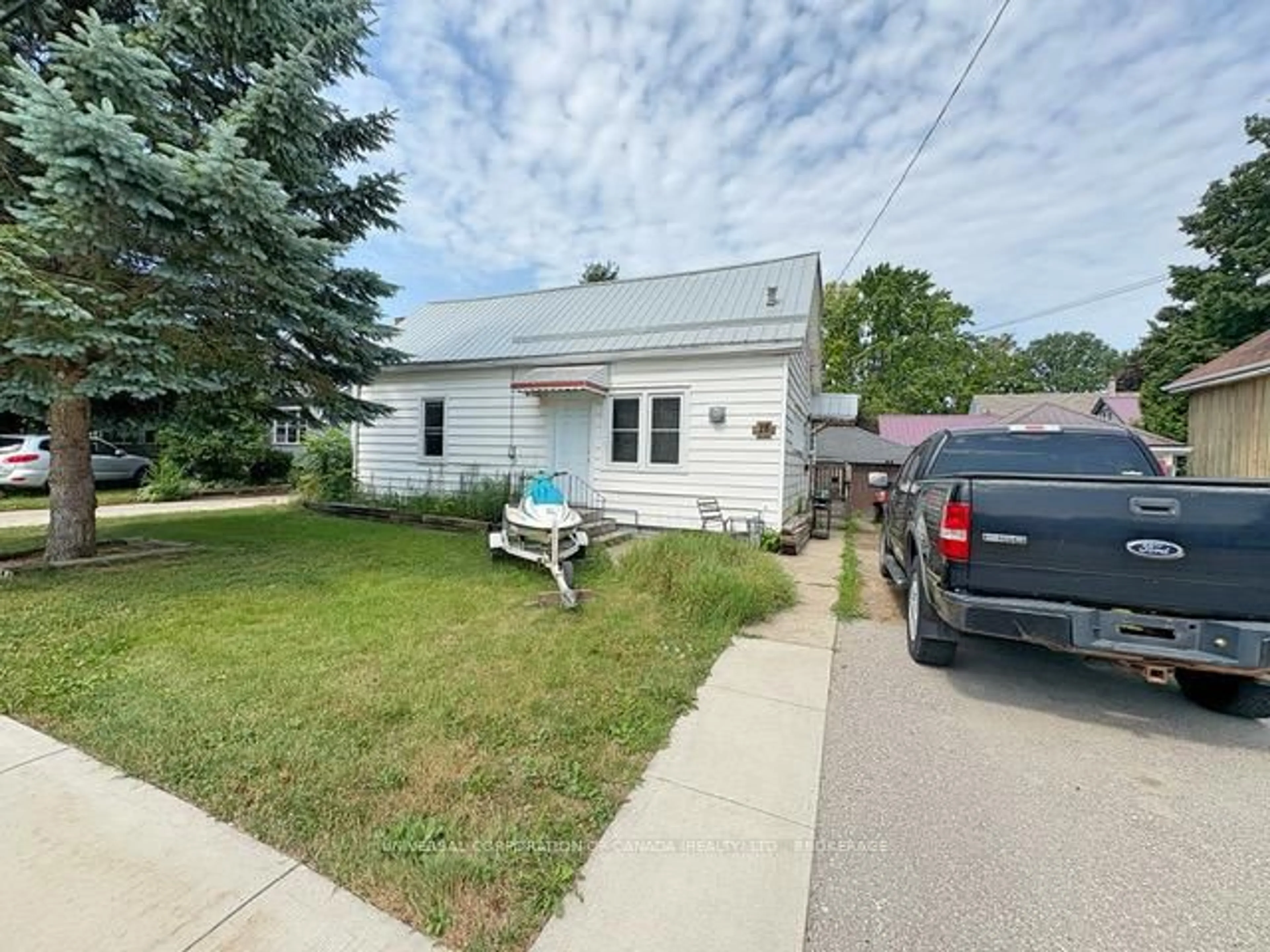 Unknown for 28 victoria St, Aylmer Ontario N5H 1X4
