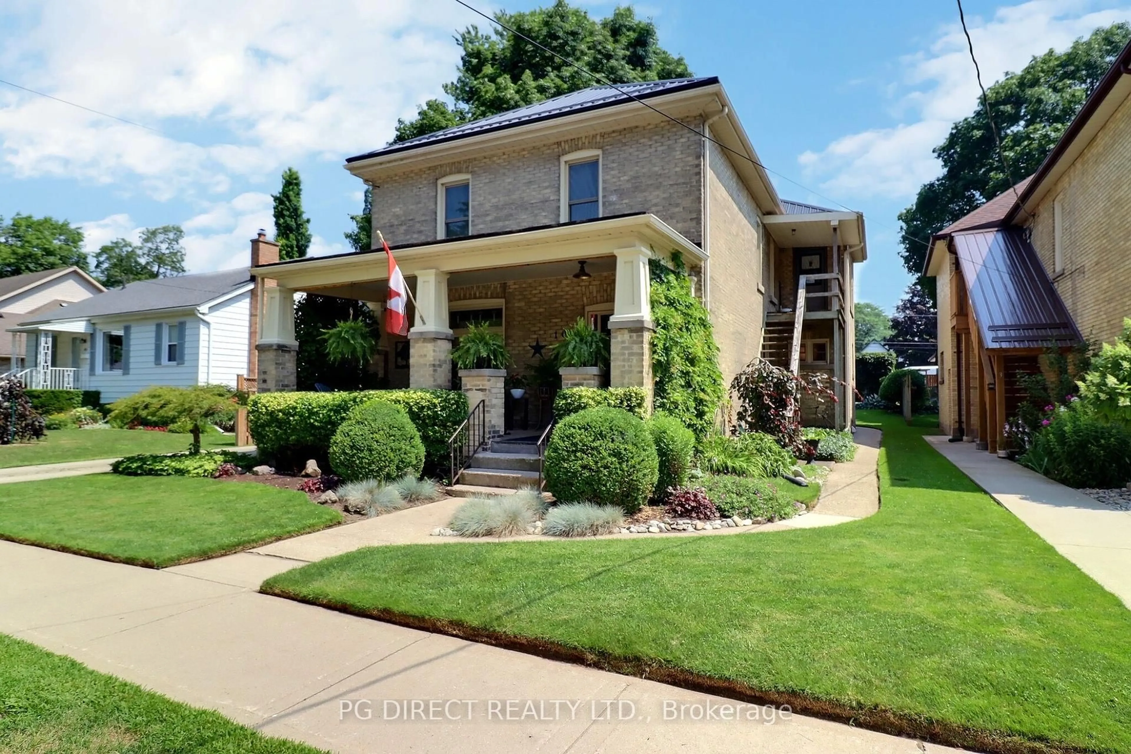 Home with brick exterior material, street for 104 North St, Strathroy-Caradoc Ontario N7G 1Z5