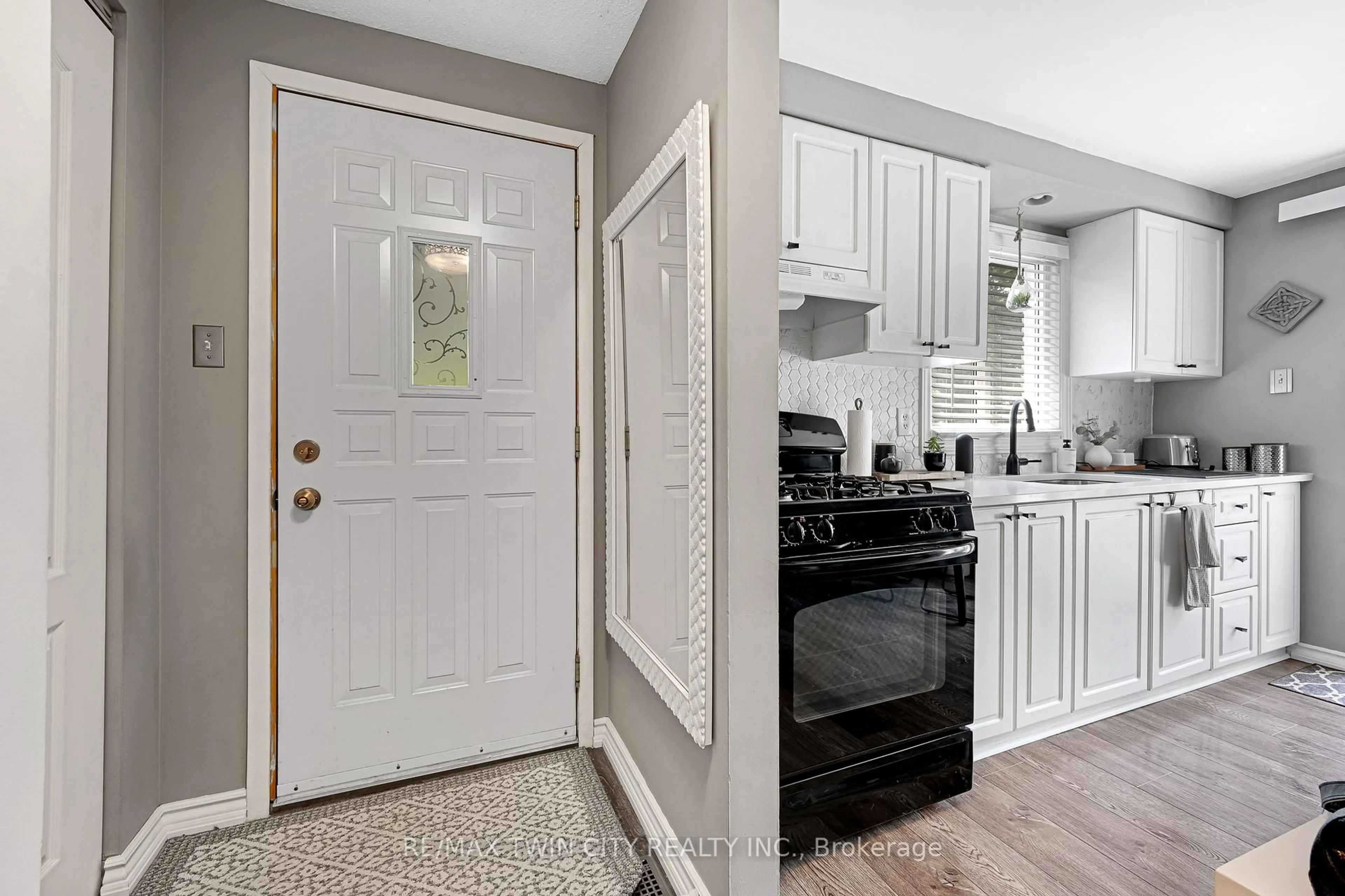 Unknown for 415 Morgan Ave #15, Kitchener Ontario N2A 2V6
