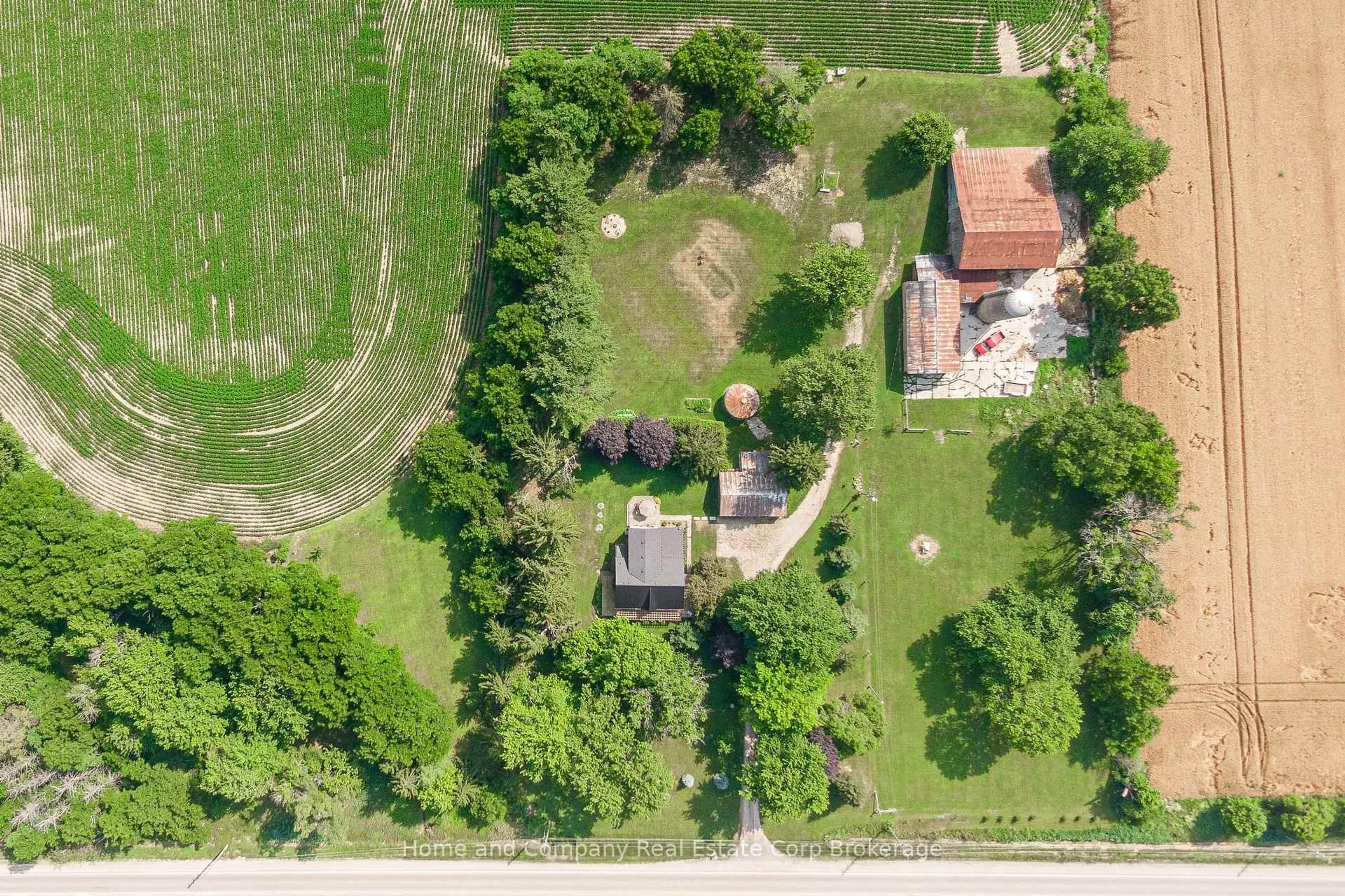 A pic from outside/outdoor area/front of a property/back of a property/a pic from drone, street for 22742 Nissouri Rd, Thames Centre Ontario N0M 2P0