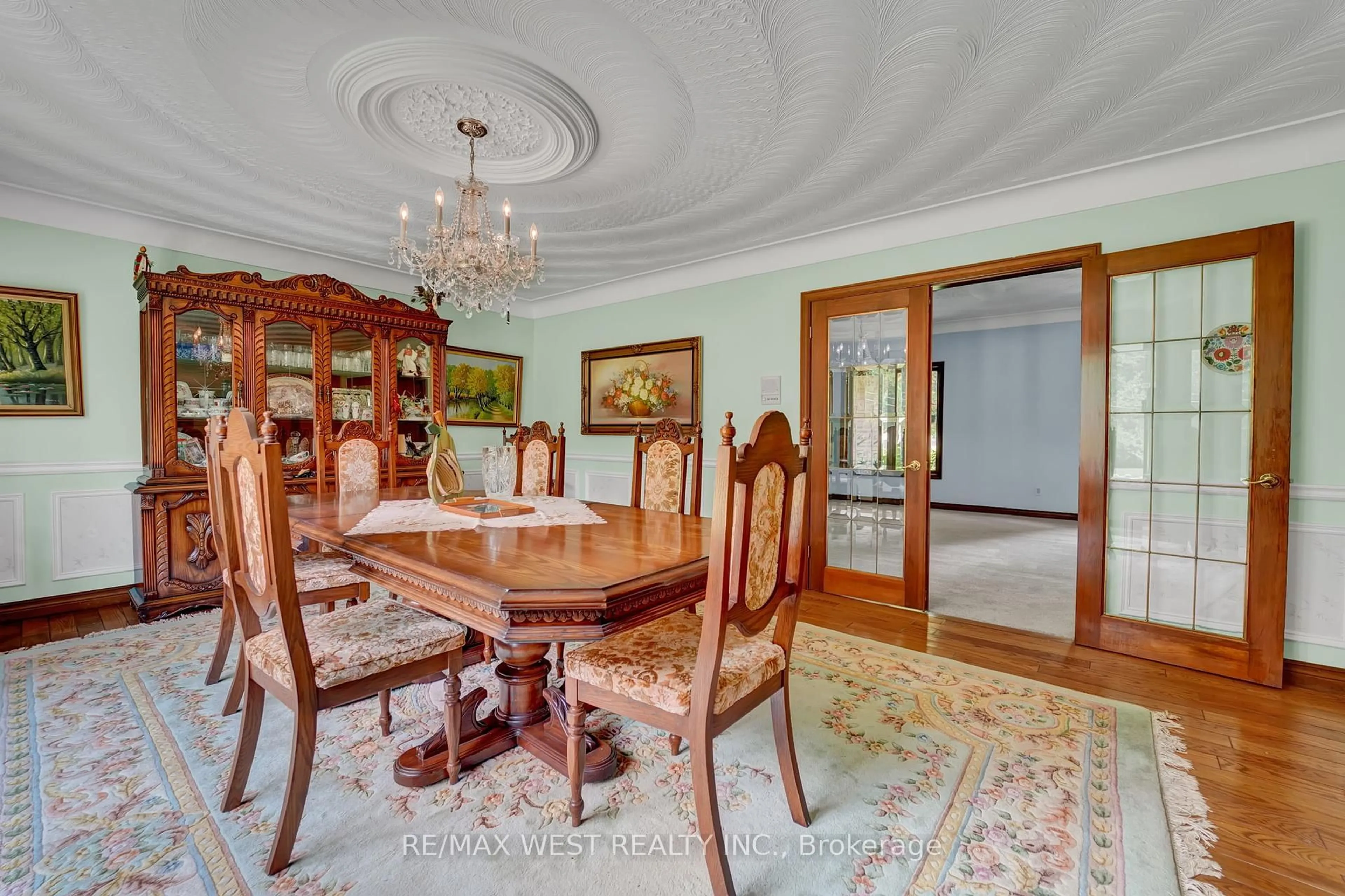 Dining room, unknown for 805 Centre Rd, Hamilton Ontario L8B 1M4