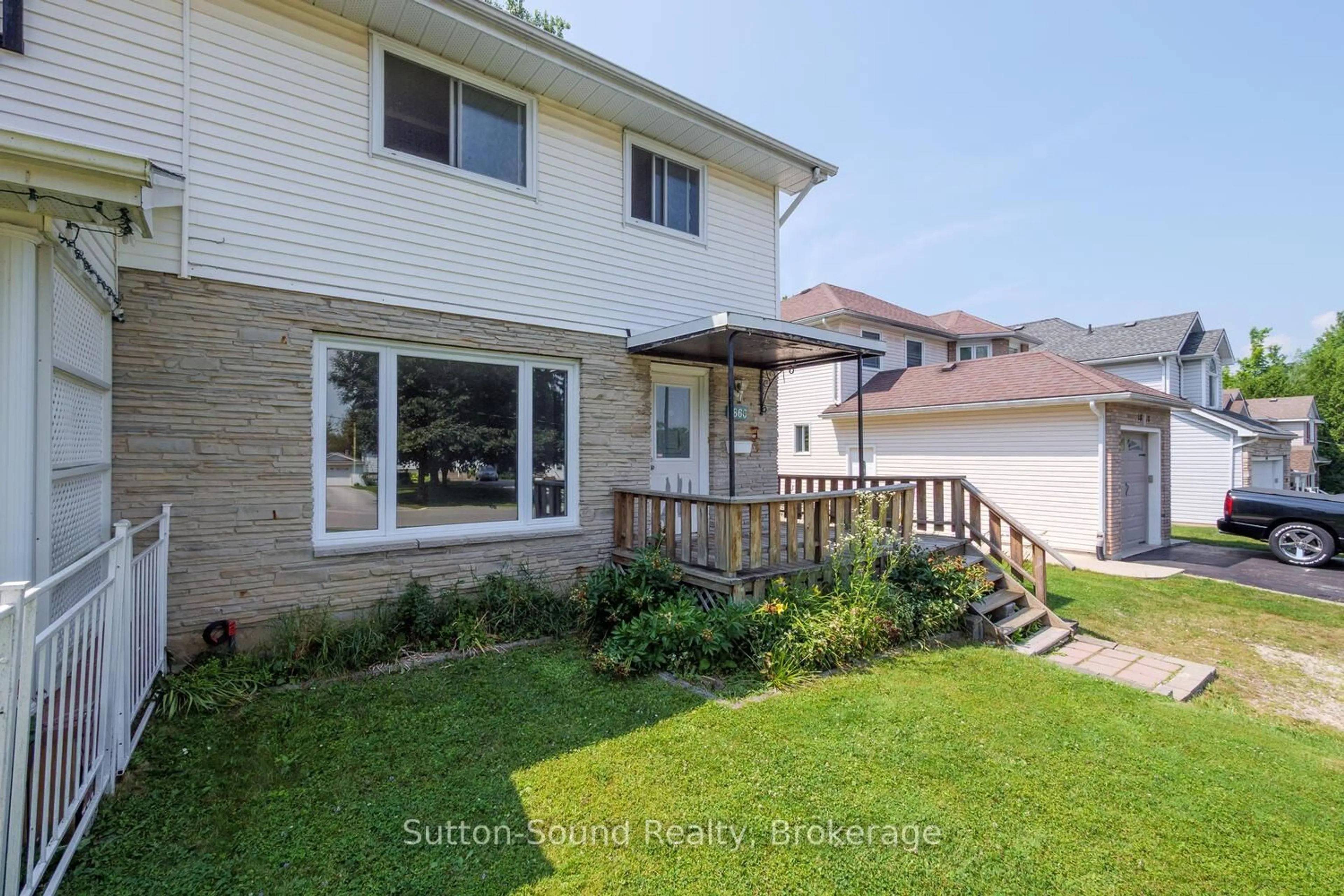 Unknown for 1860 6th Ave, Owen Sound Ontario N4K 5H9