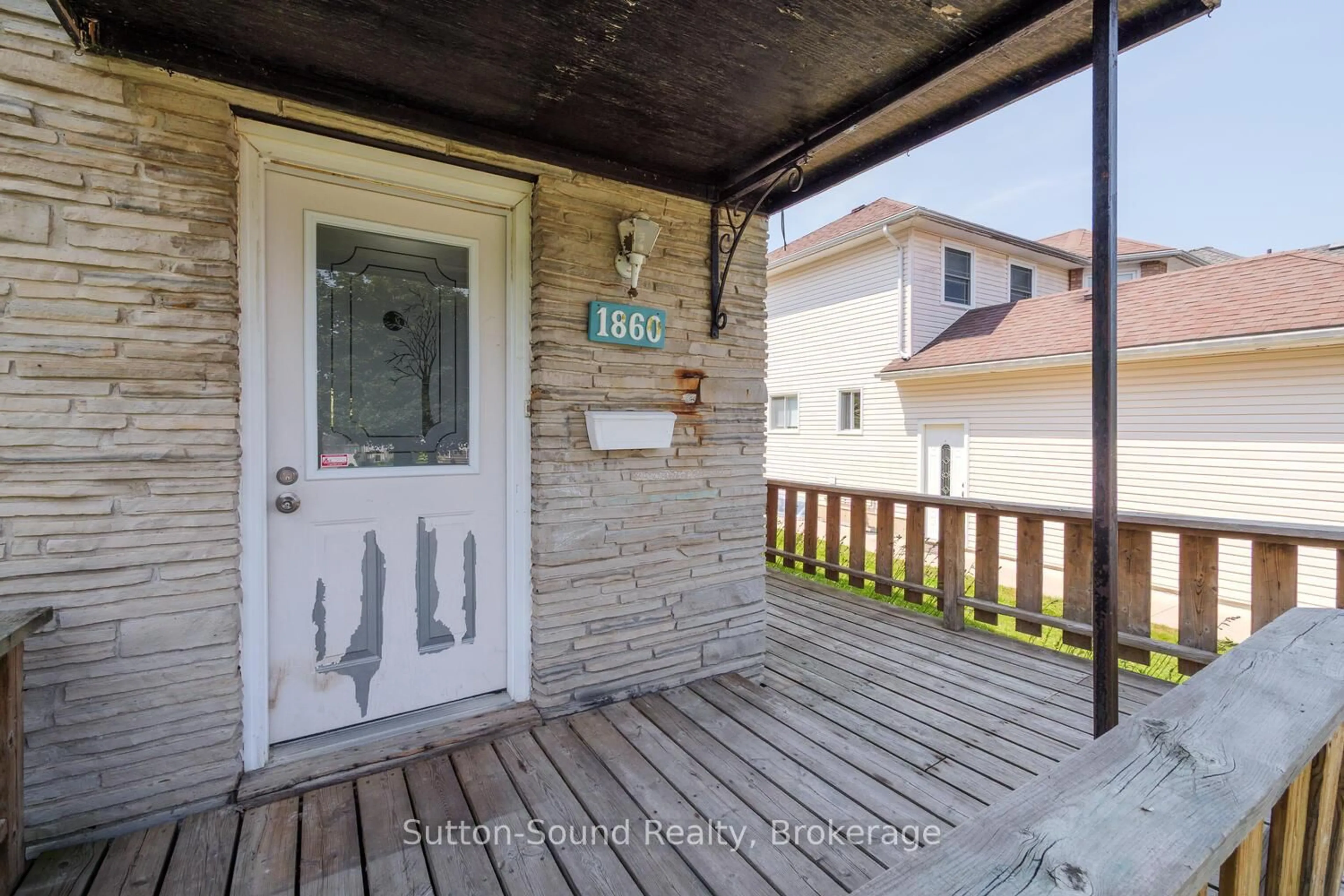 Unknown for 1860 6th Ave, Owen Sound Ontario N4K 5H9