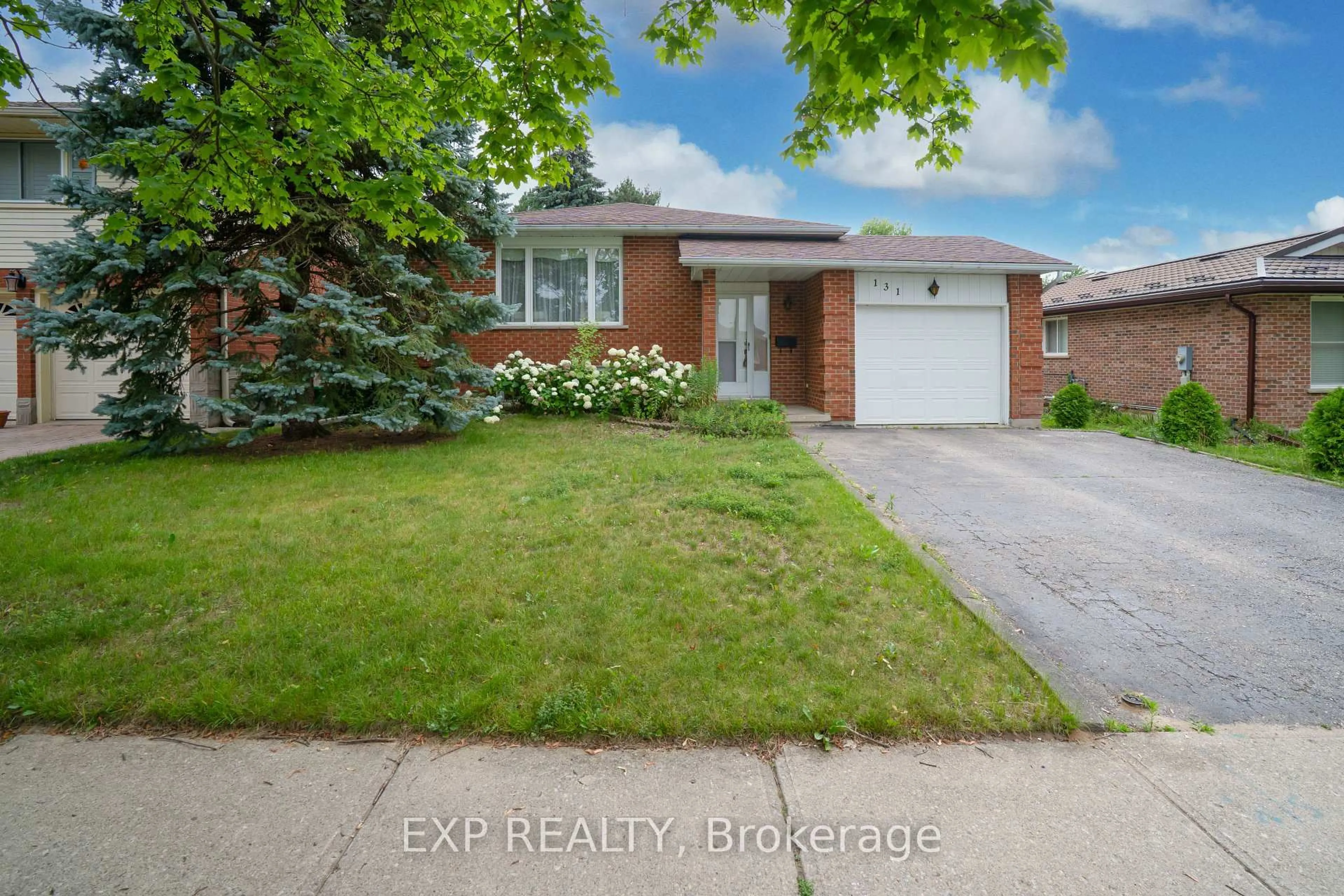 Home with brick exterior material, street for 131 Countryside Cres, Kitchener Ontario N2E 2S8