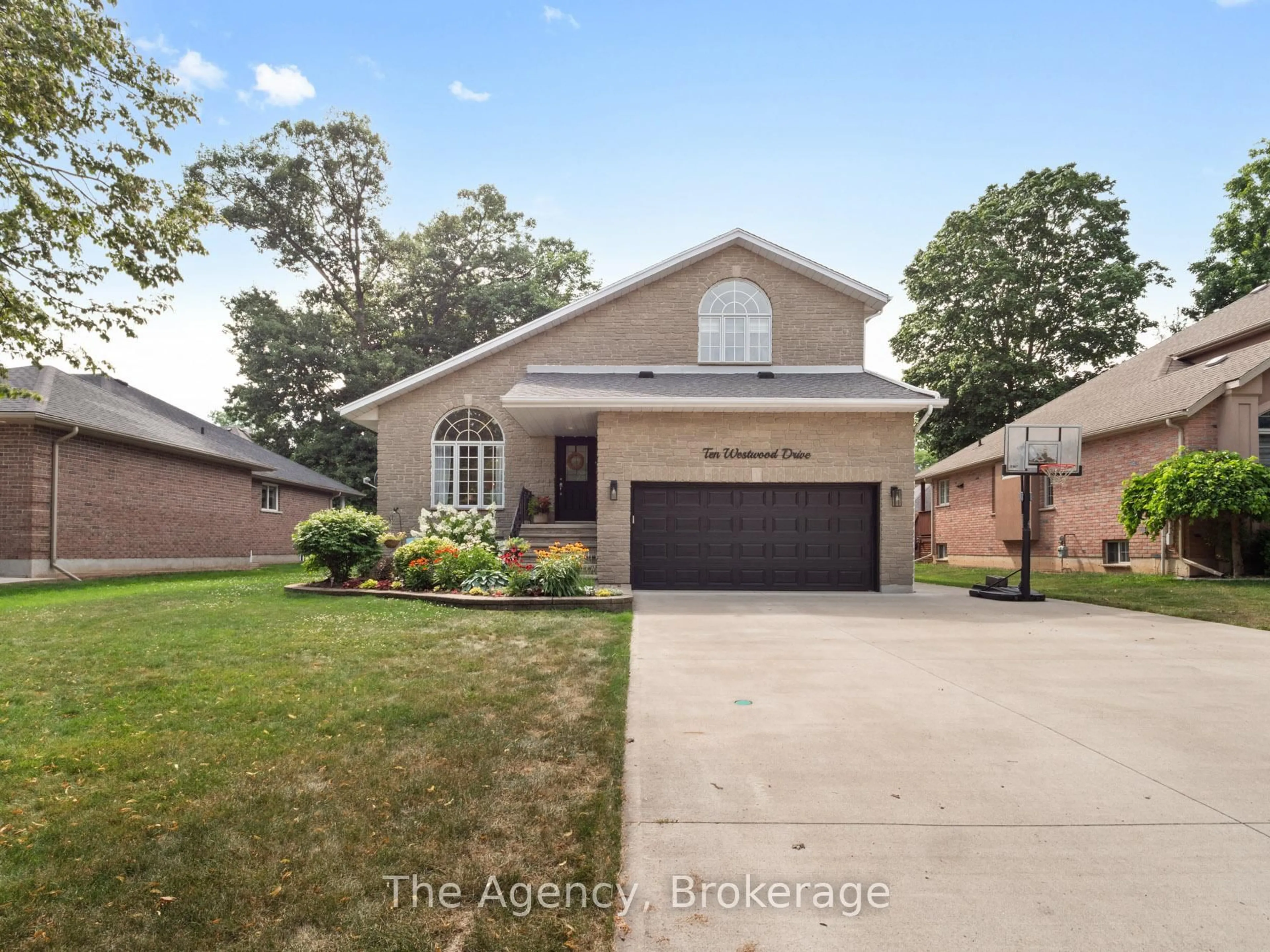 Home with brick exterior material, street for 10 Westwood Dr, Port Colborne Ontario L3K 6B8