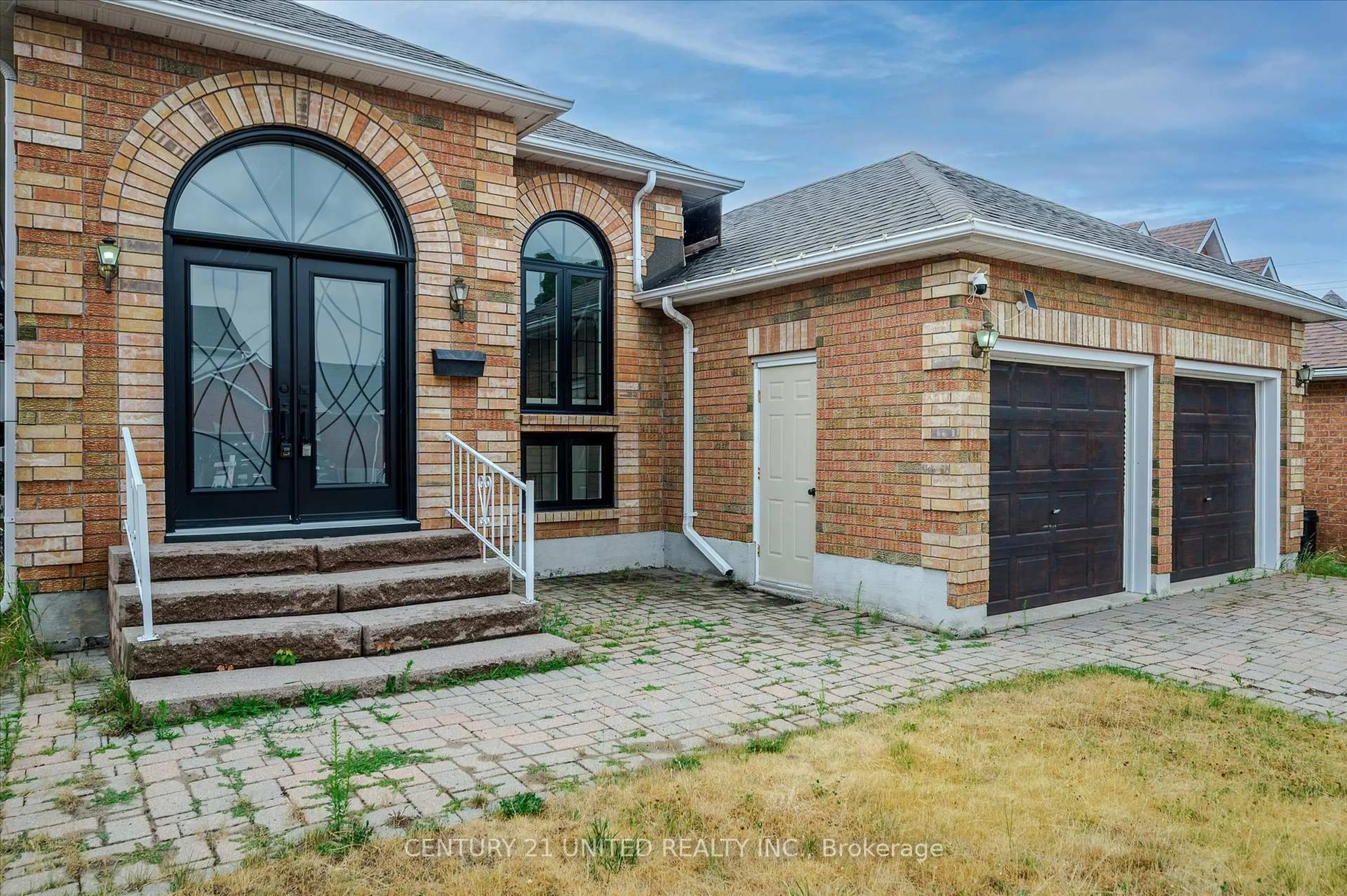 Home with brick exterior material, street for 1414 Glenforest Cres, Peterborough West Ontario K9K 2J1