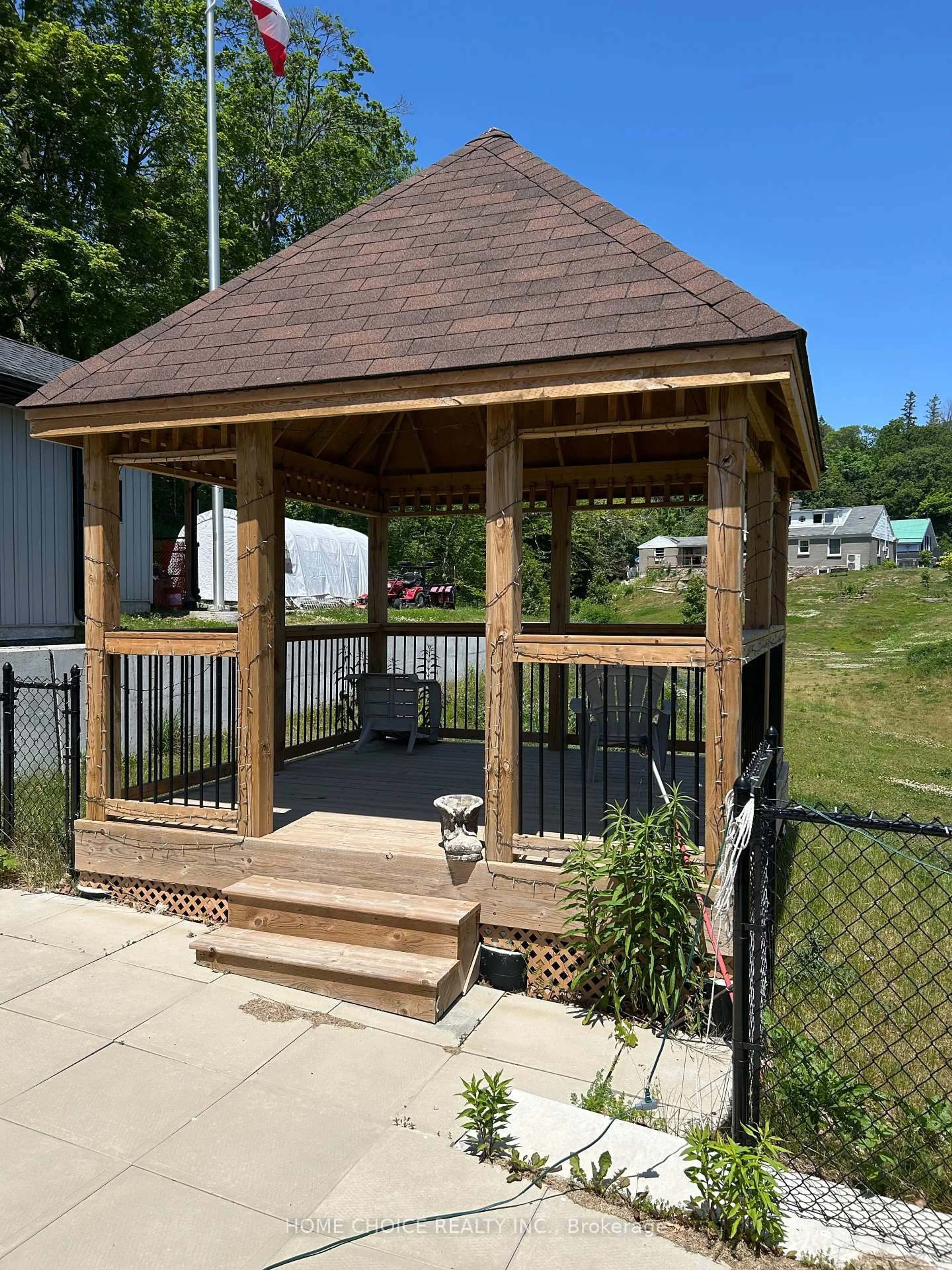 Patio, unknown for 30 Alexander St, Port Hope Ontario L1A 1B2