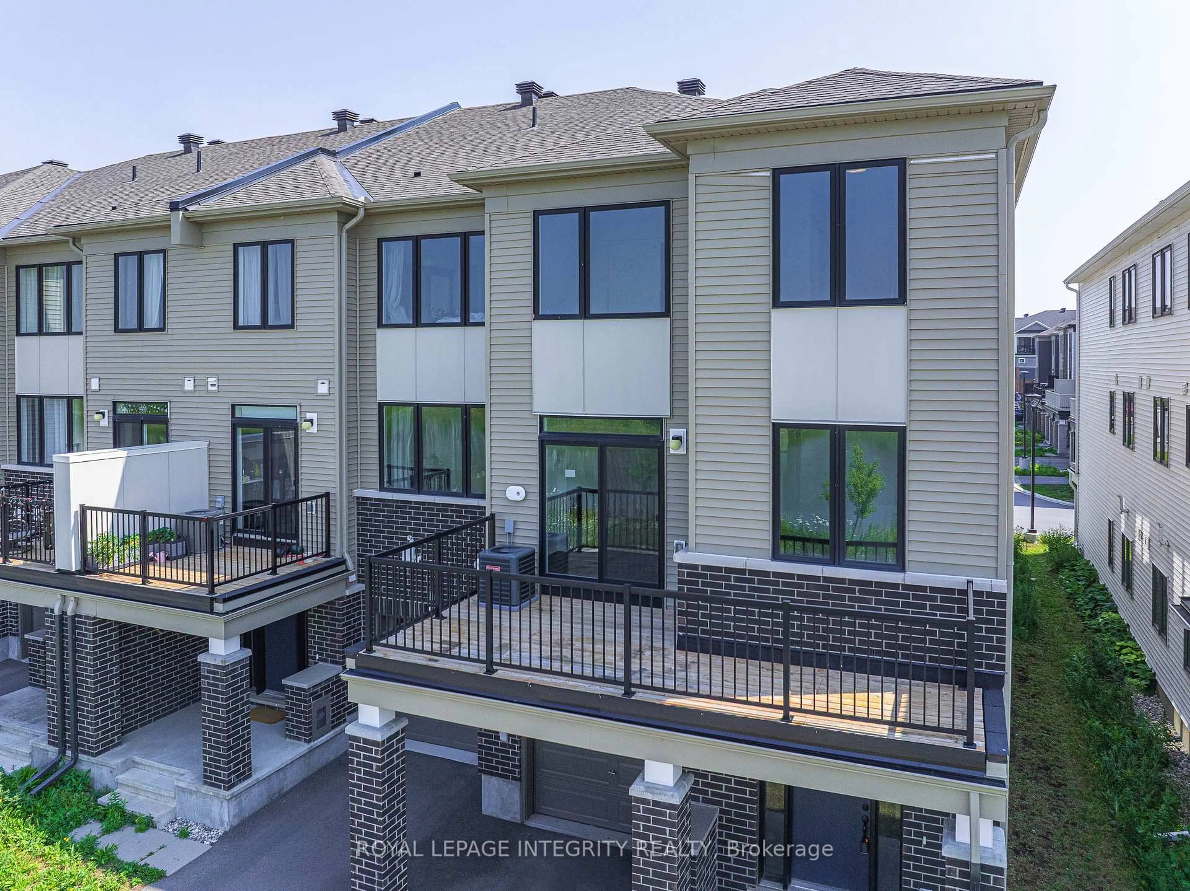Unknown for 610 Damson Gardens Grve, Ottawa Ontario K2J 7C8