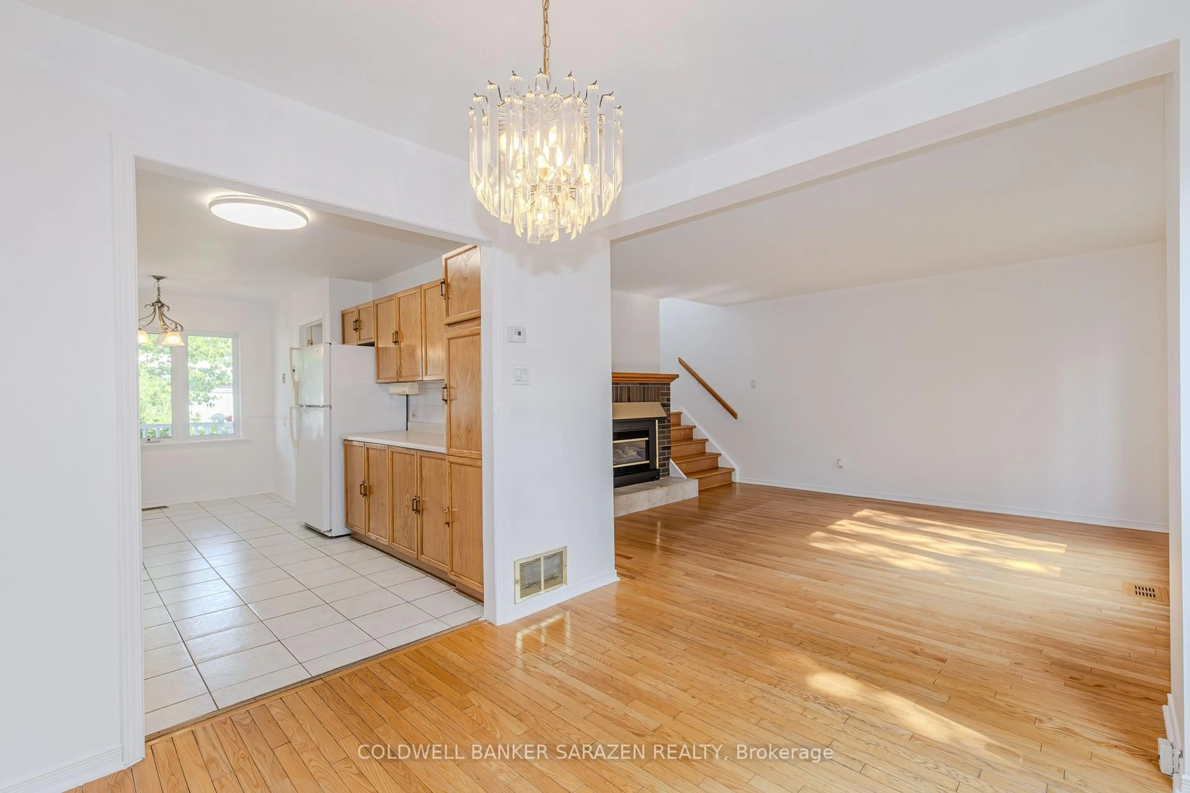 Unknown for 2833 Mozart Crt, Ottawa Ontario K1T 2P6