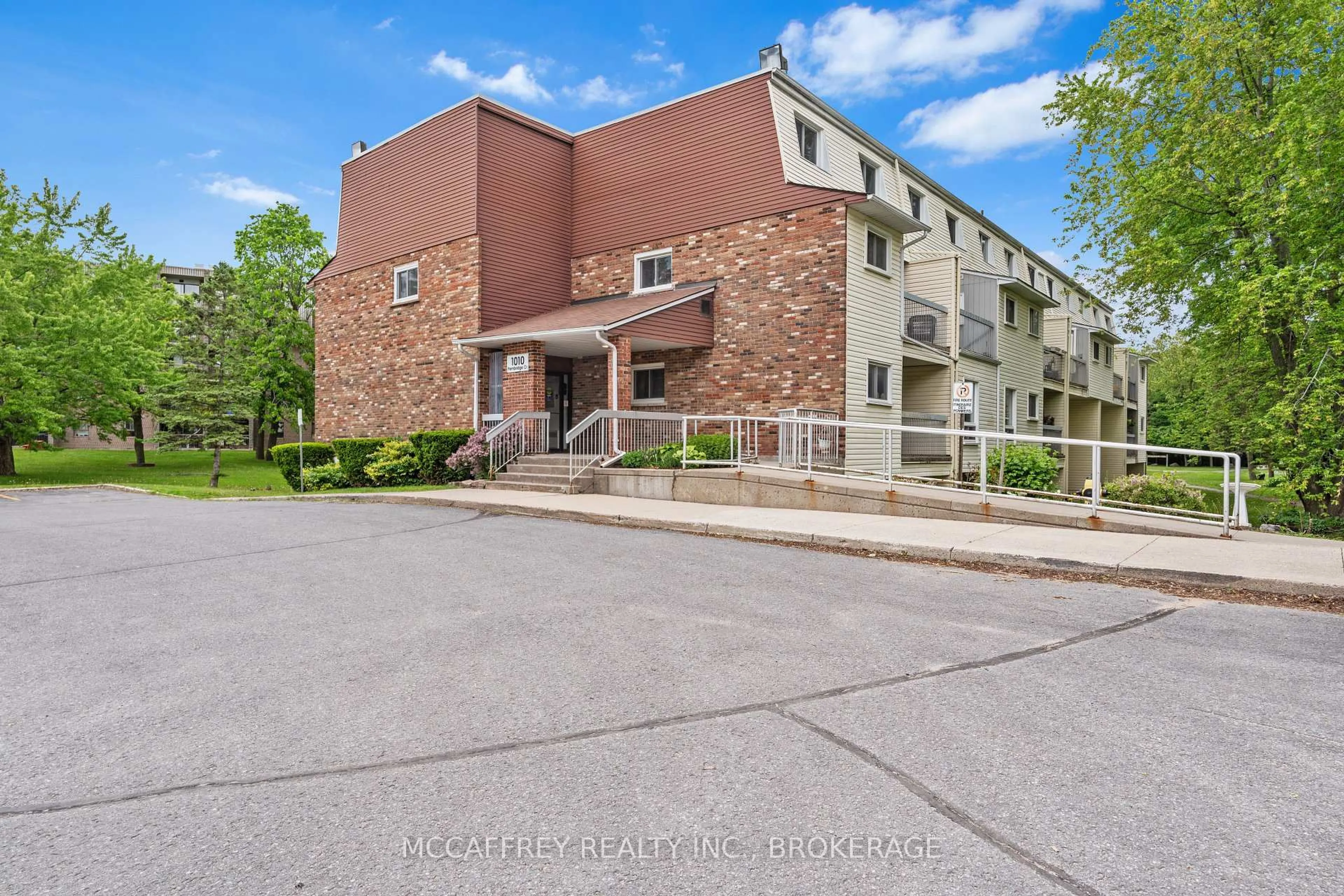 Patio, unknown for 1010 Pembridge Cres #102, Kingston Ontario K7P 1A3