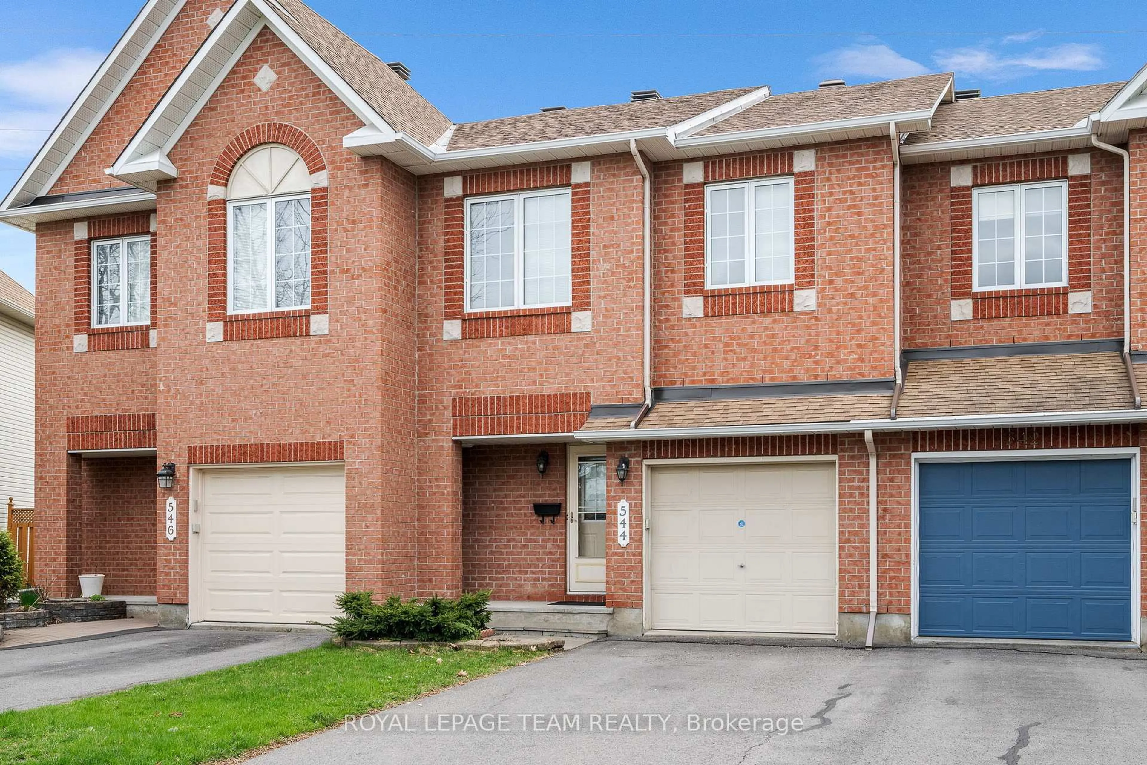 Home with brick exterior material, street for 544 Renaissance Dr, Ottawa Ontario K4A 4E8