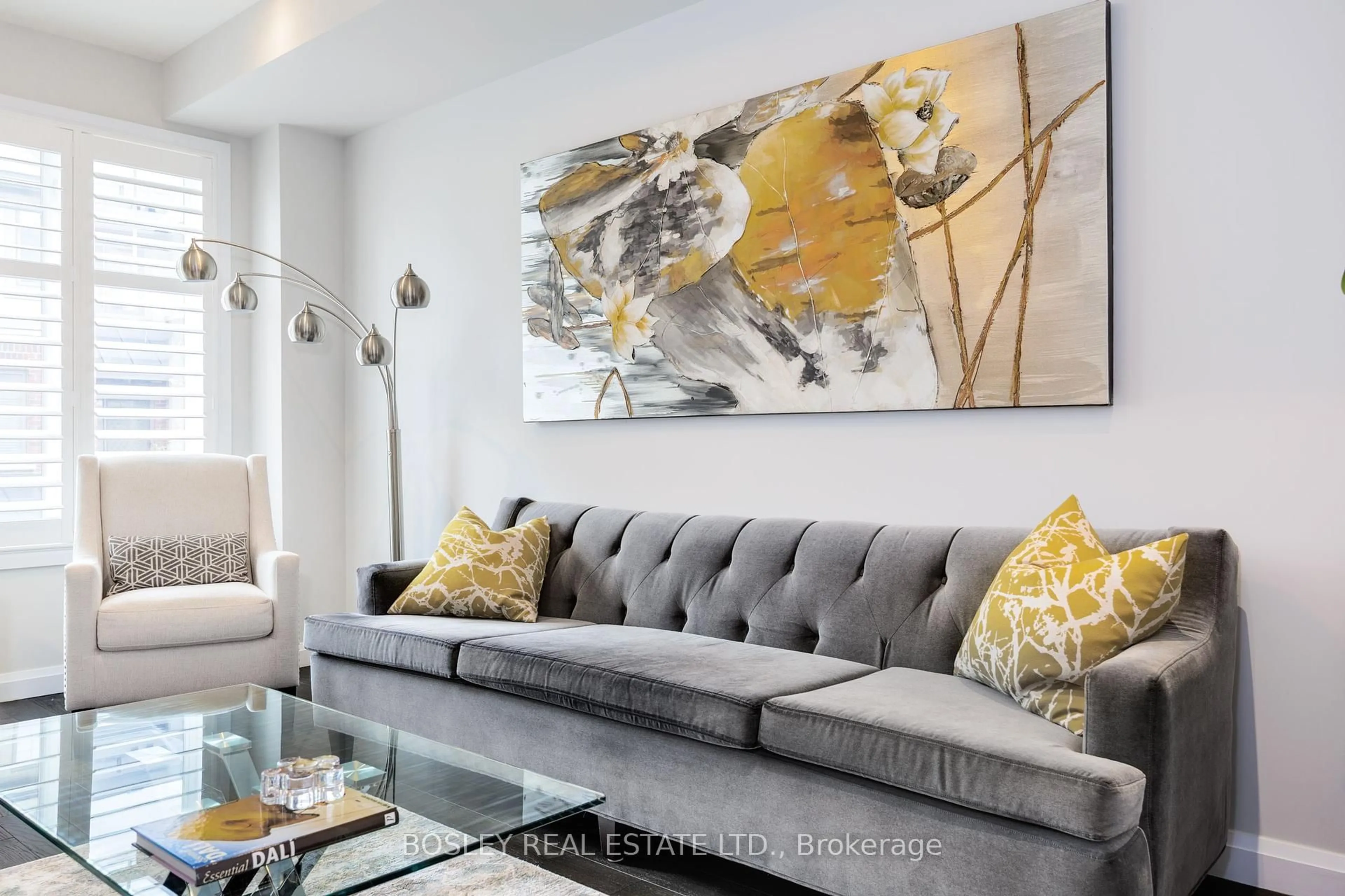 Living room with furniture, unknown for 1169 Garner Rd #67, Hamilton Ontario L9G 0G8