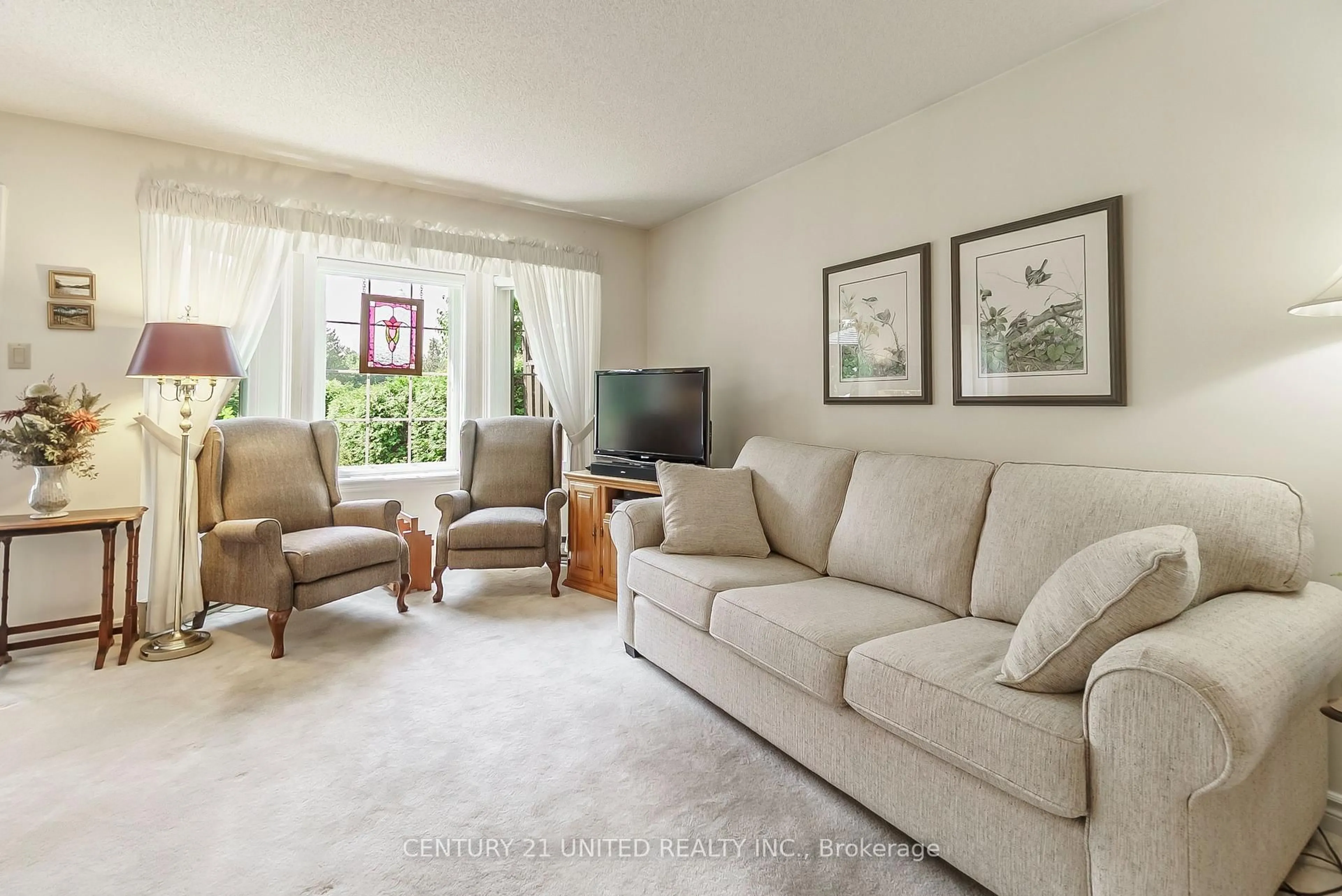 Living room with furniture, unknown for 680 Whitaker St #2, Peterborough East Ontario K9H 7J9