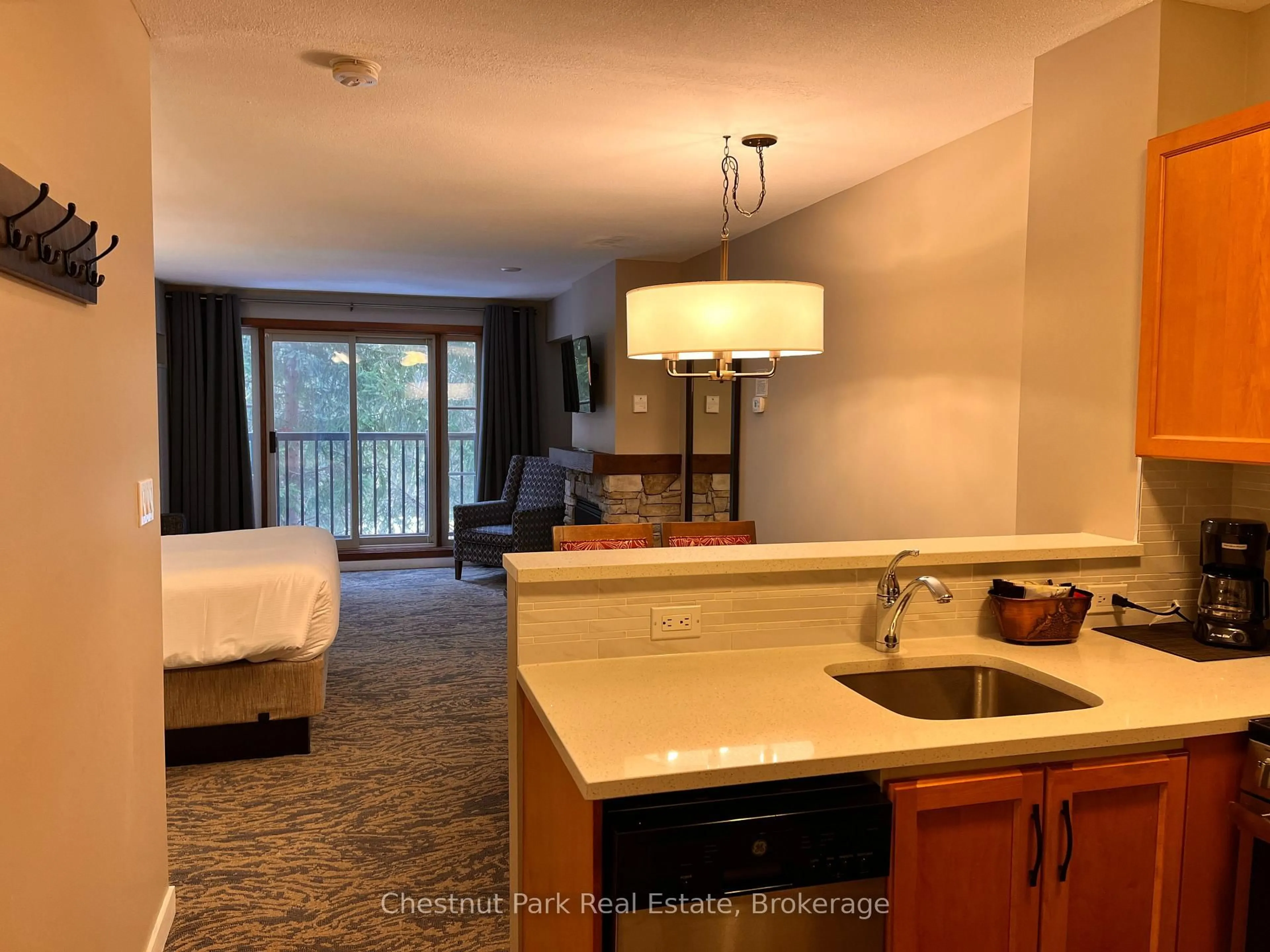 Unknown for 156 Jozo Weider Blvd #213, Blue Mountains Ontario L9Y 0V2