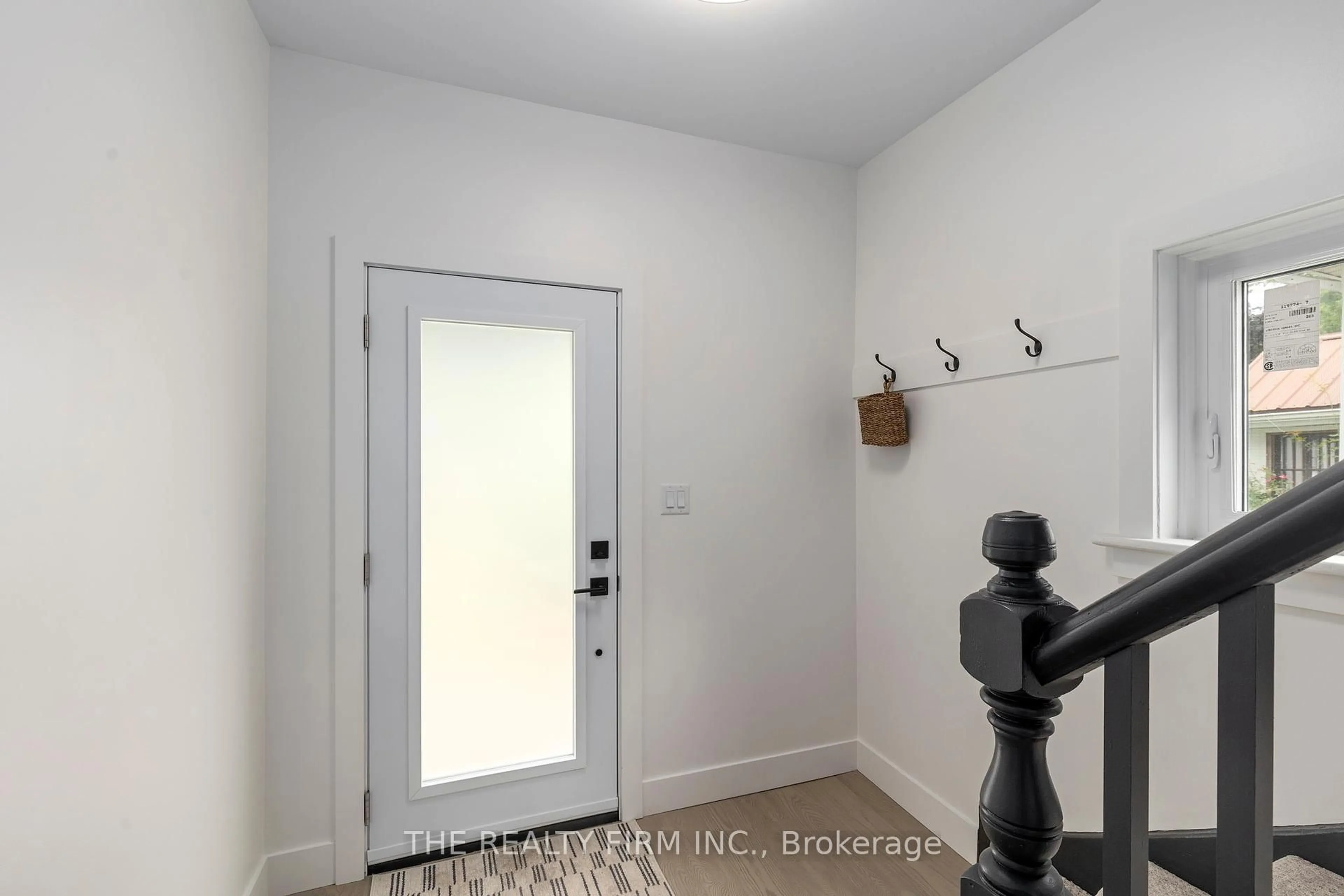 Indoor entryway for 261 Nelson St, Stratford Ontario N5A 2K5