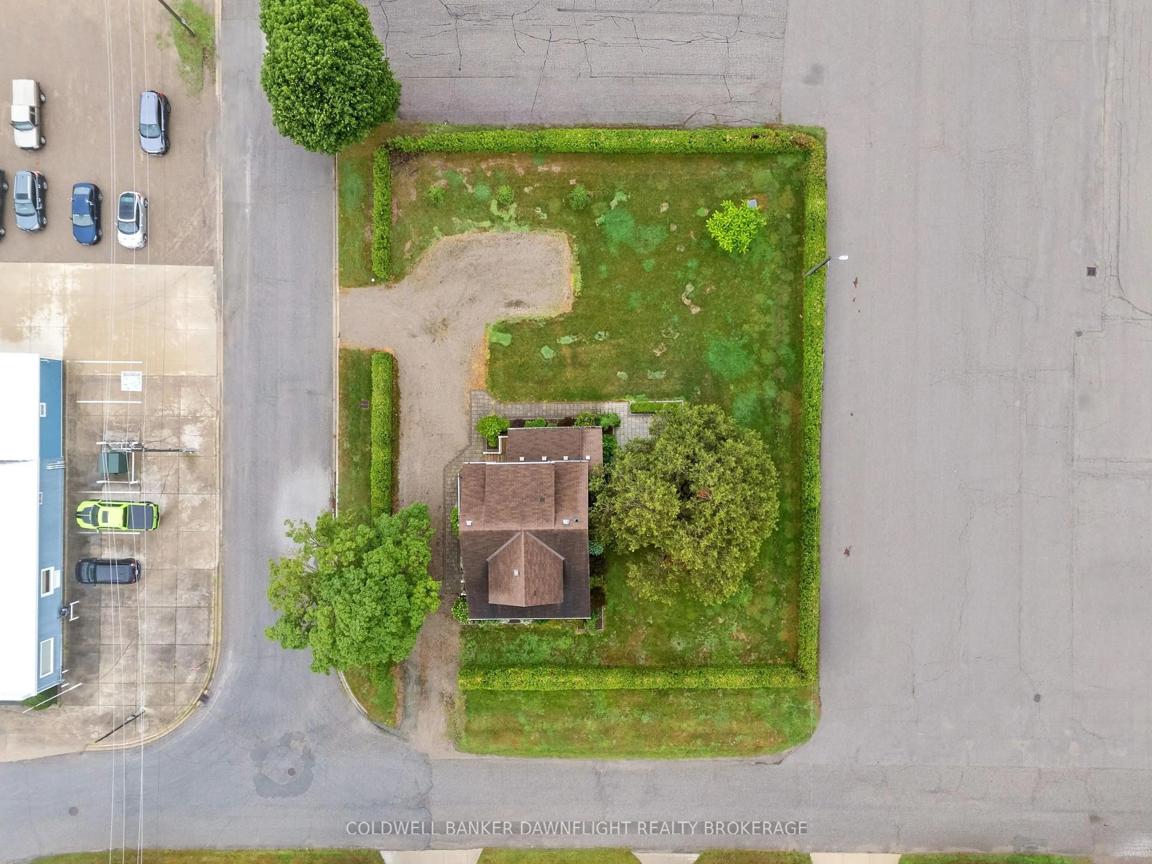 A pic from outside/outdoor area/front of a property/back of a property/a pic from drone, street for 153 Richmond St, Bluewater Ontario N0M 1X0