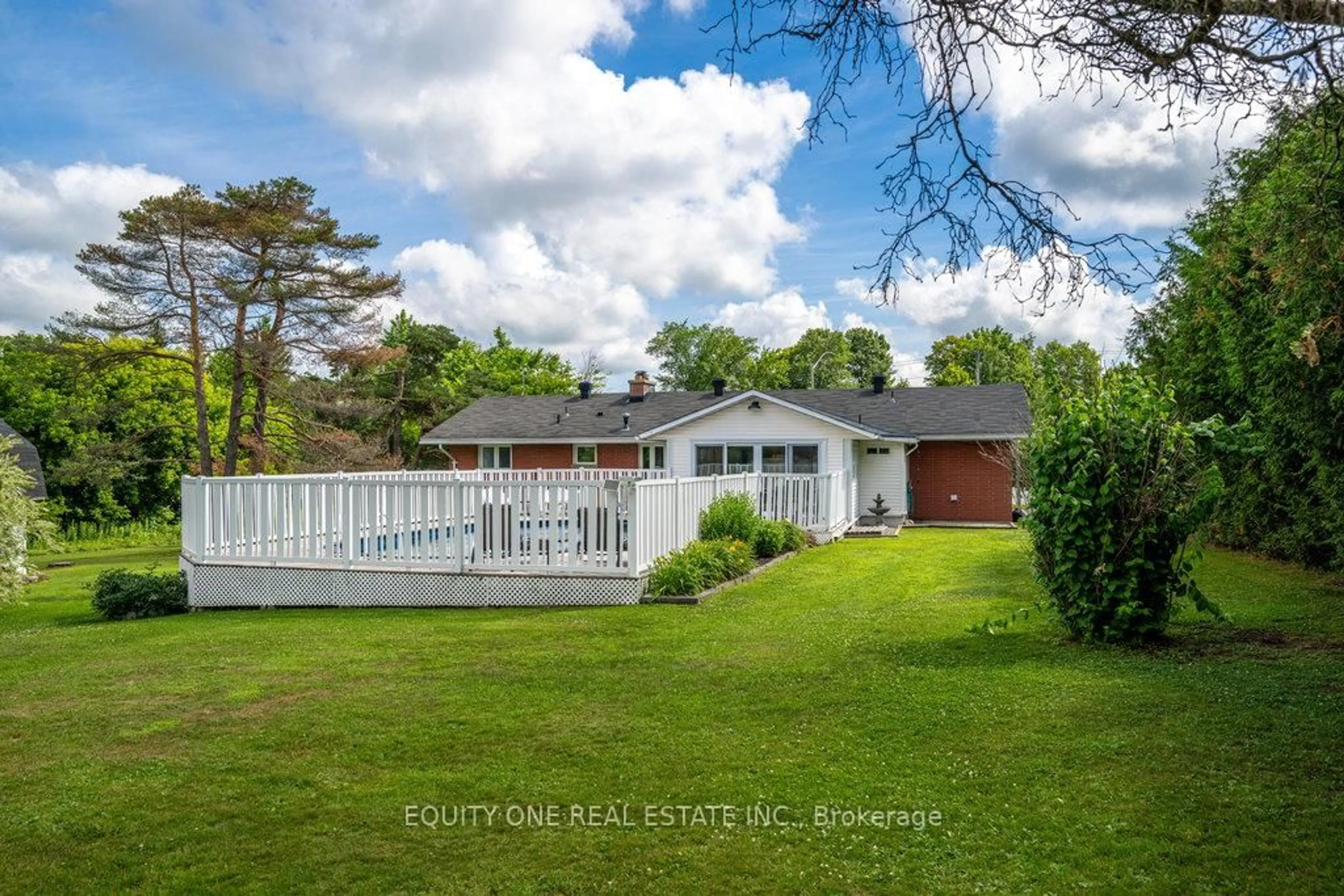 A pic from outside/outdoor area/front of a property/back of a property/a pic from drone, water/lake/river/ocean view for 4624 Albion Rd, Ottawa Ontario K1X 1A5